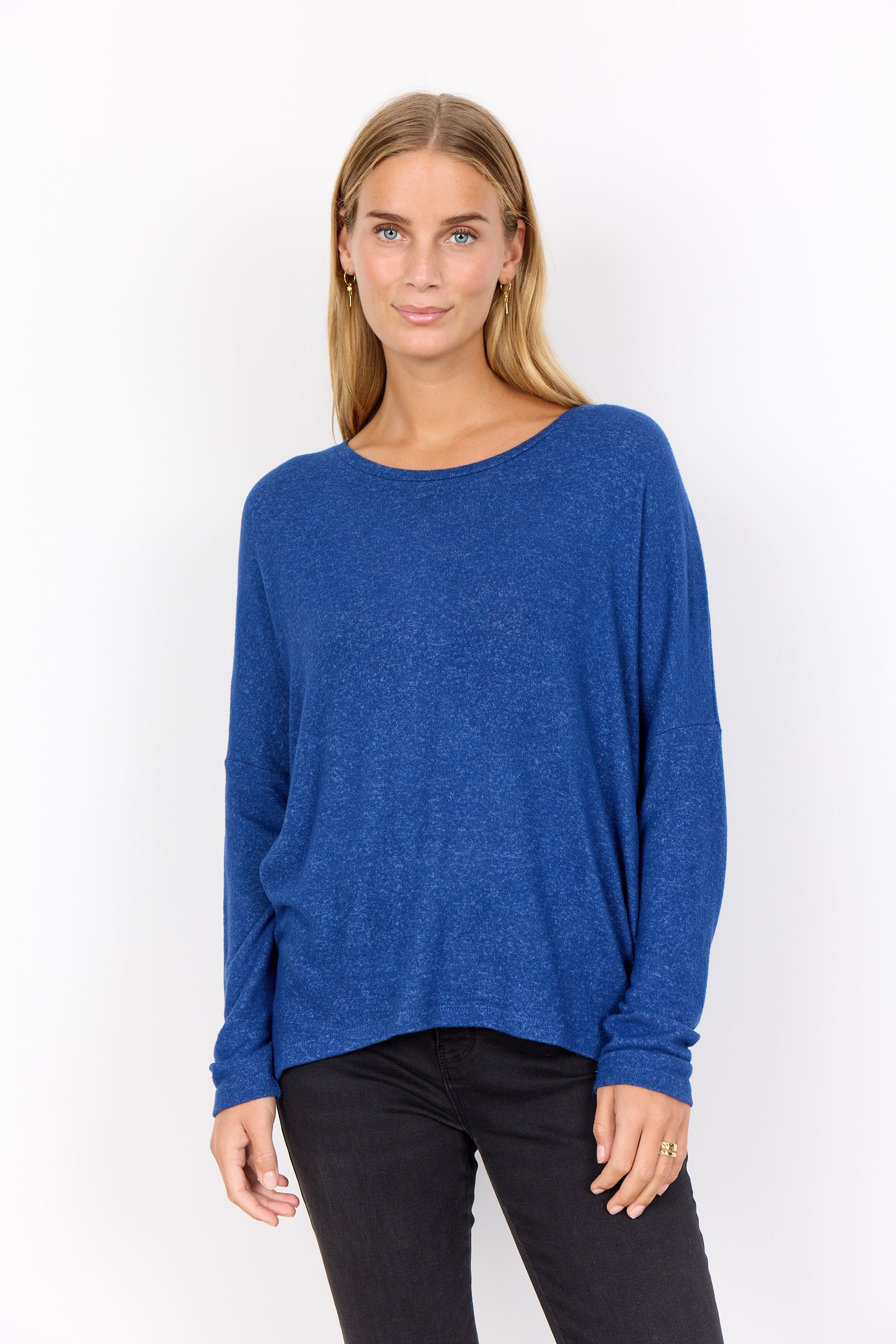Biara Round Neck Long Sleeve Shirt