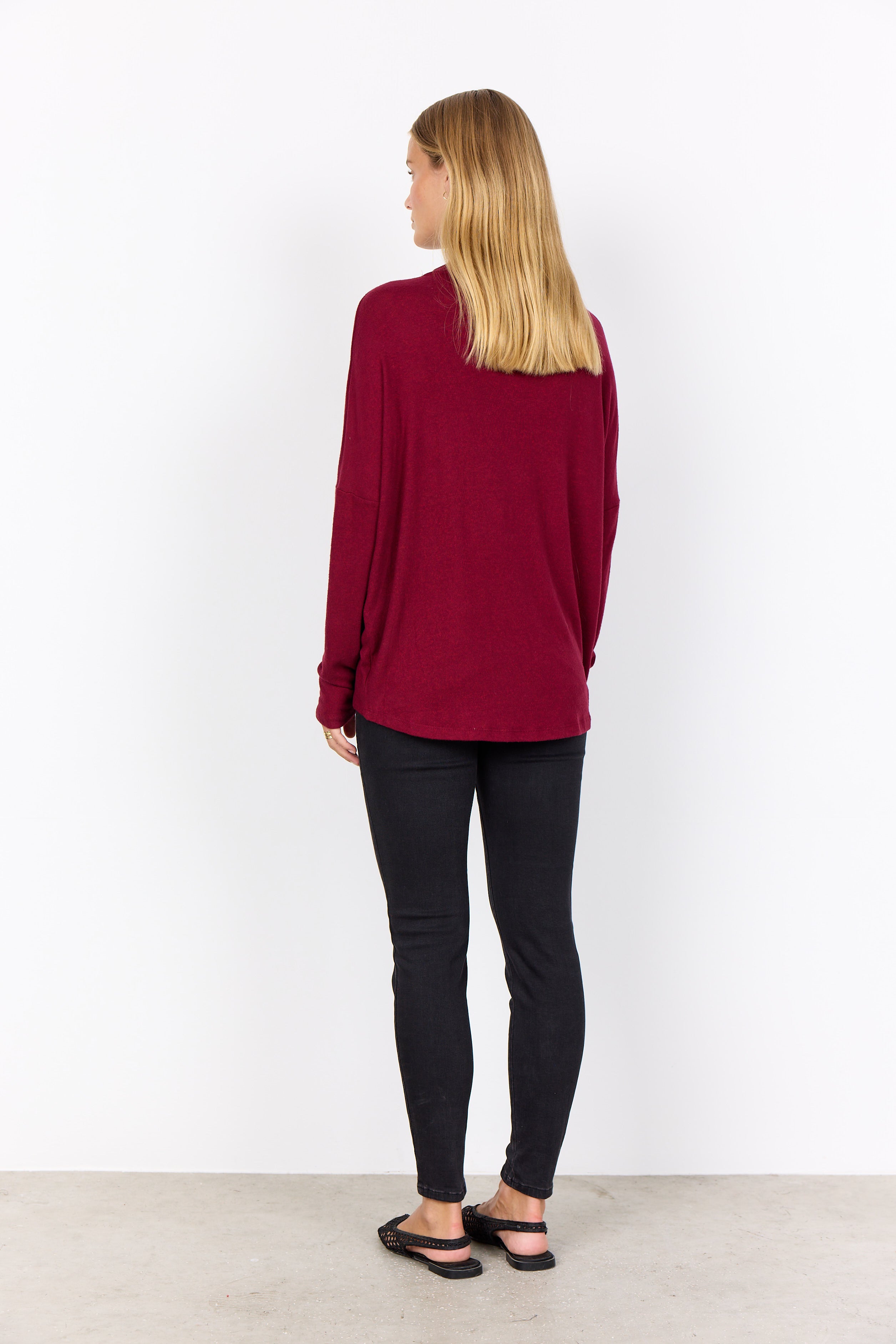 Biara V-Neck Long Sleeve Shirt