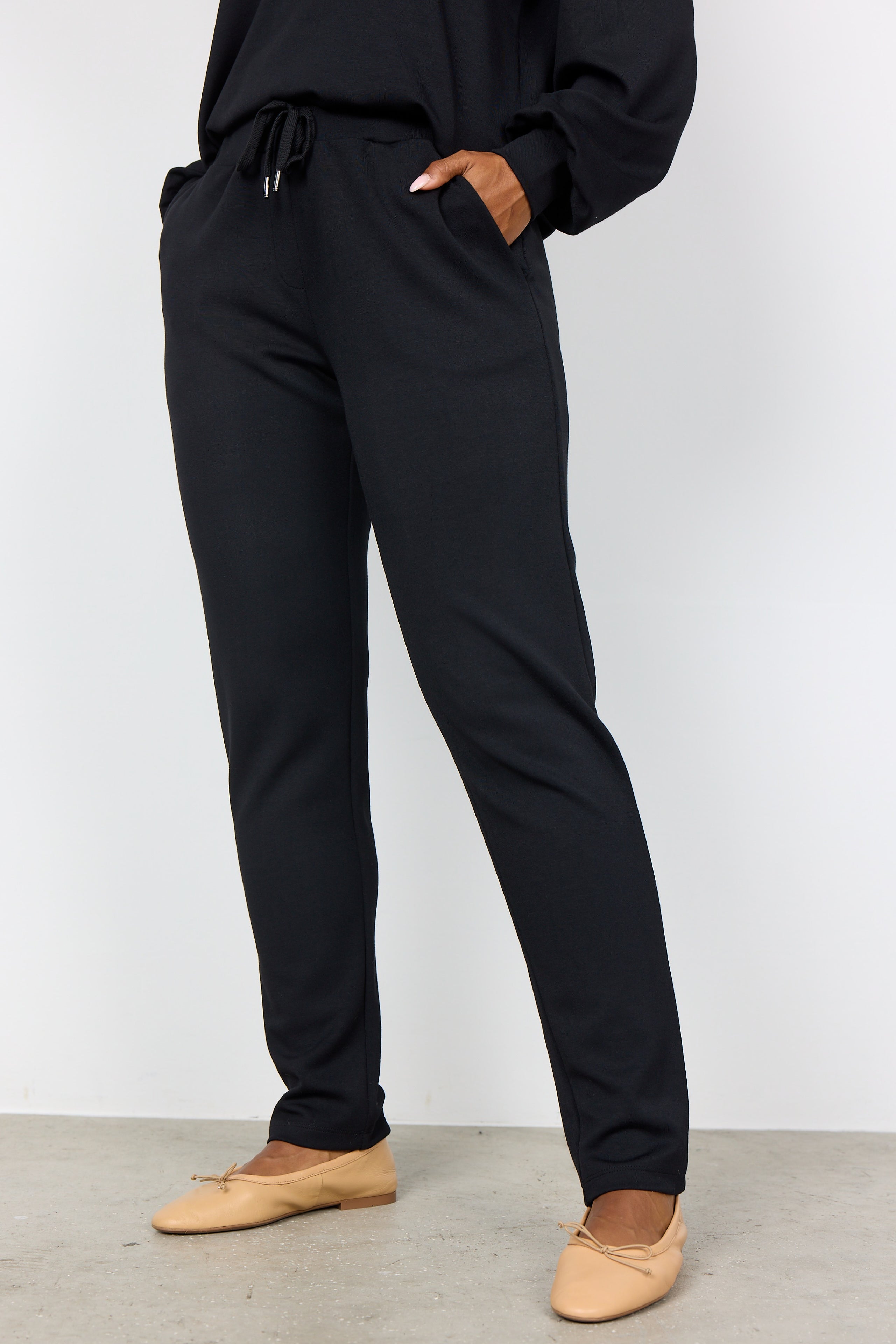 Banu Soft Straight Leg Pant