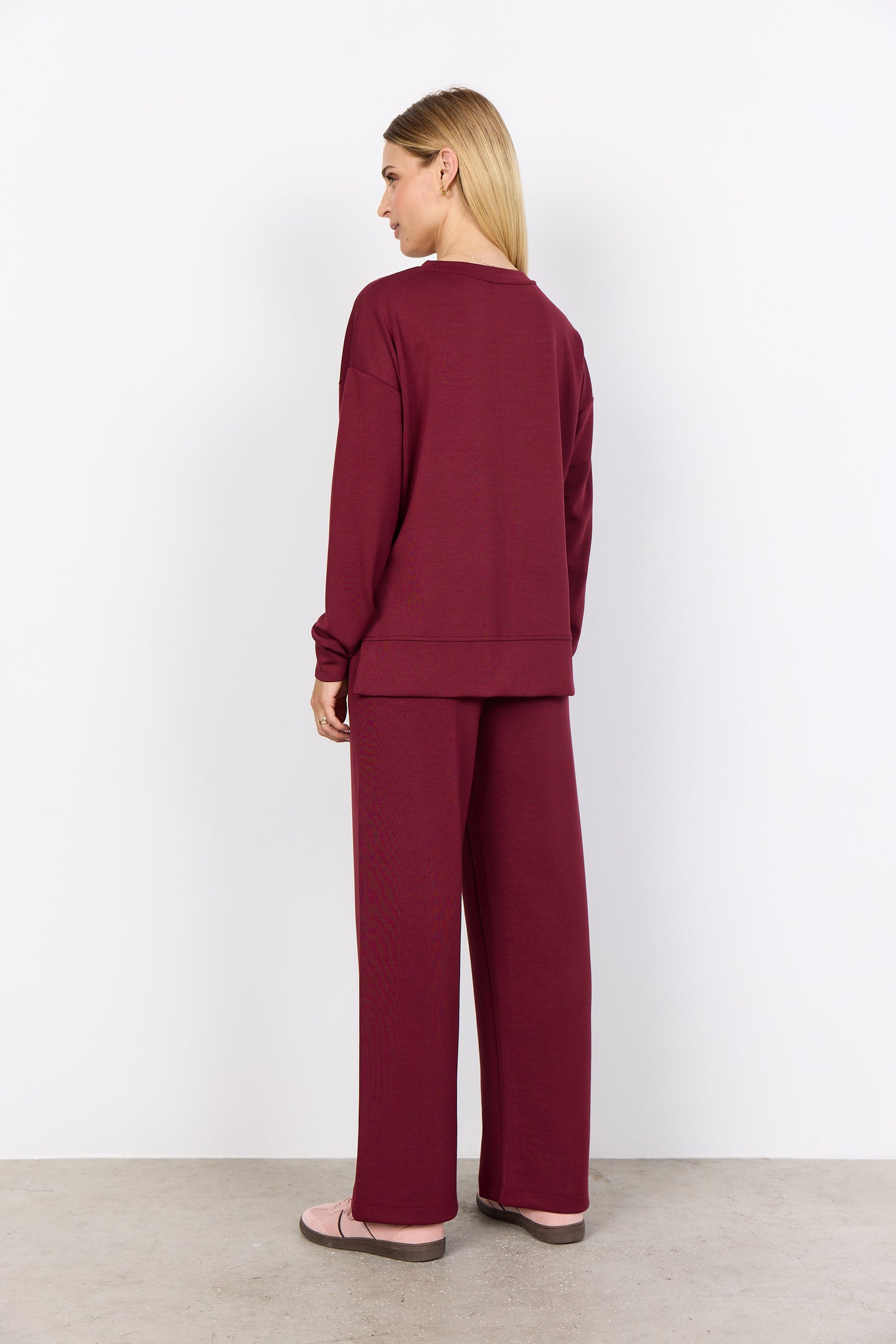 Banu Soft Crewneck Sweatshirt