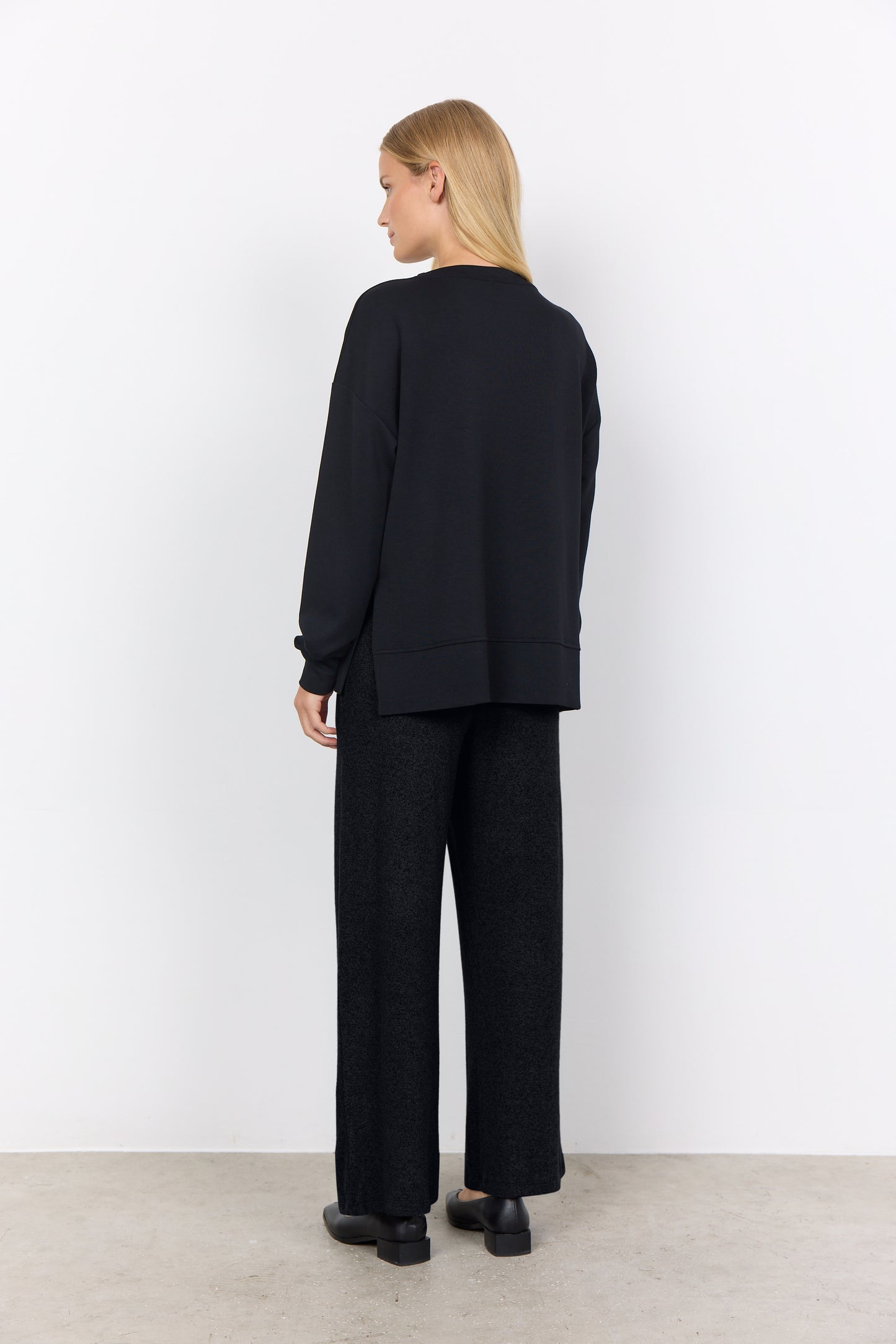Banu Soft Crewneck Sweatshirt