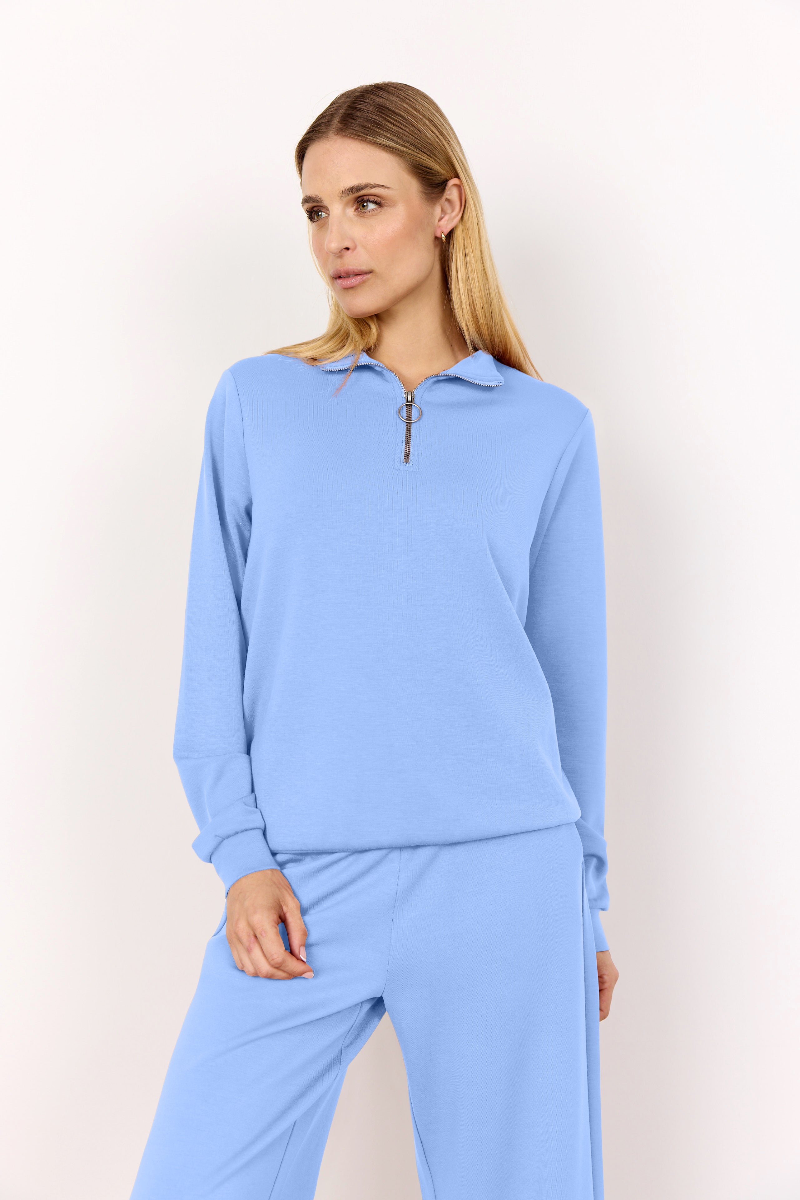 Banu Soft Half-Zip Sweatshirt