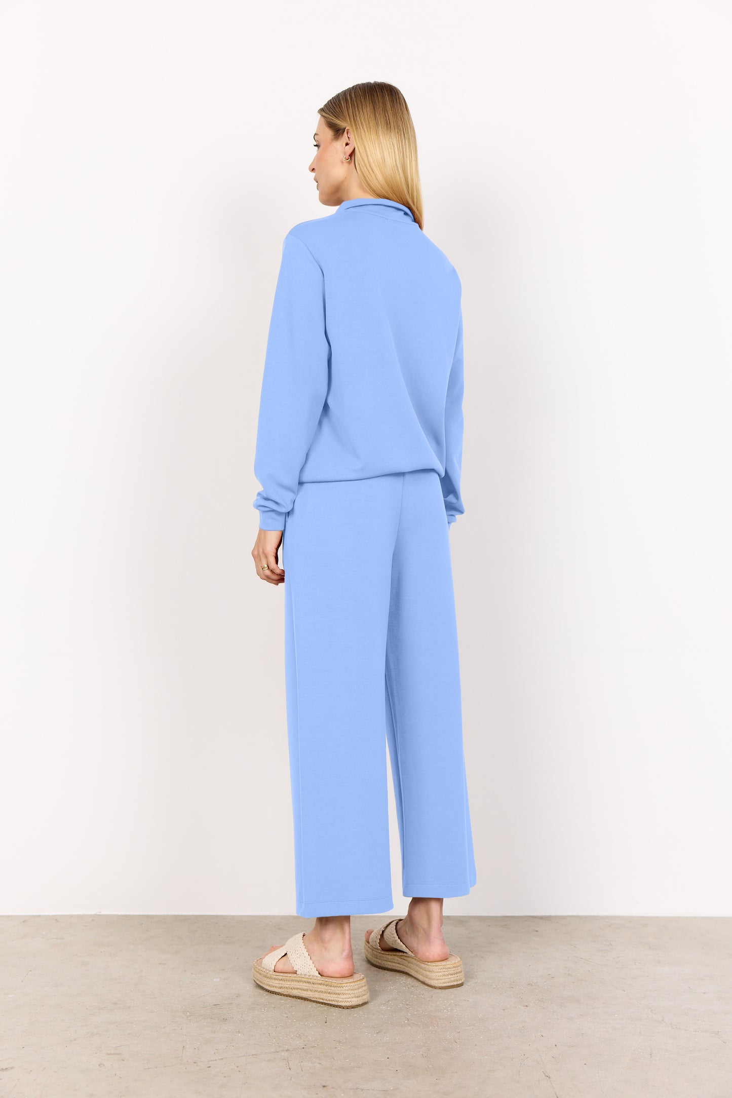 Banu Soft Half-Zip Sweatshirt