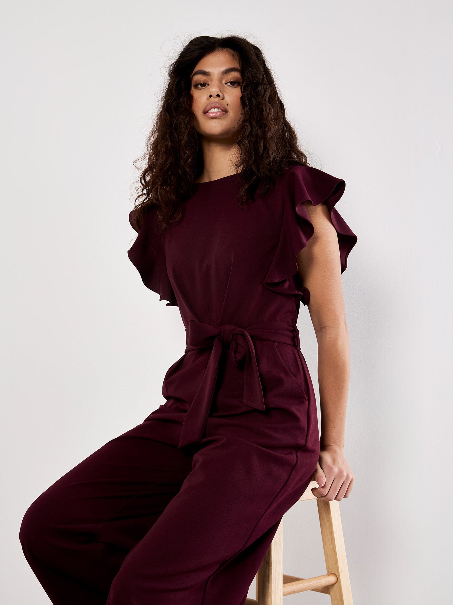 Ruffle Sleeve Pleat Detail Jumpsuit