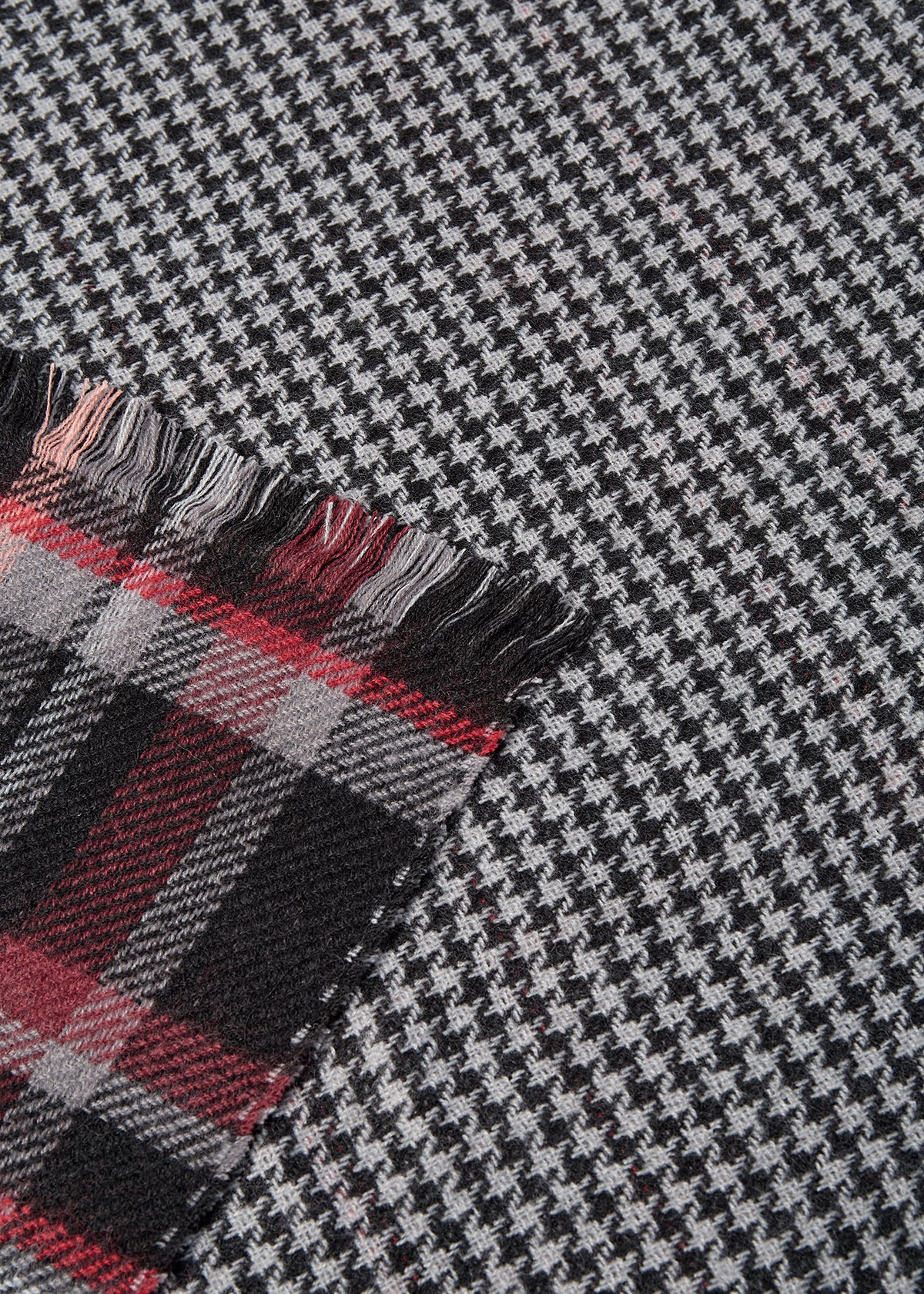 Varna Plaid Scarf