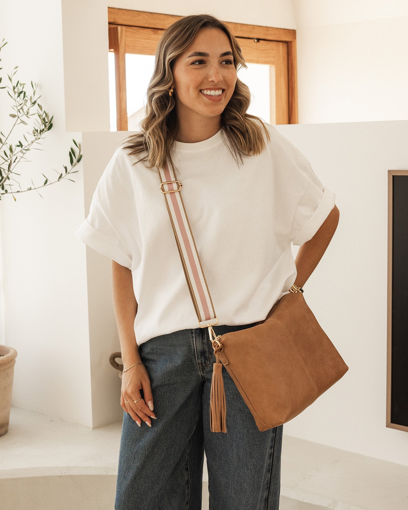 Daisy Stripe Crossbody Bag