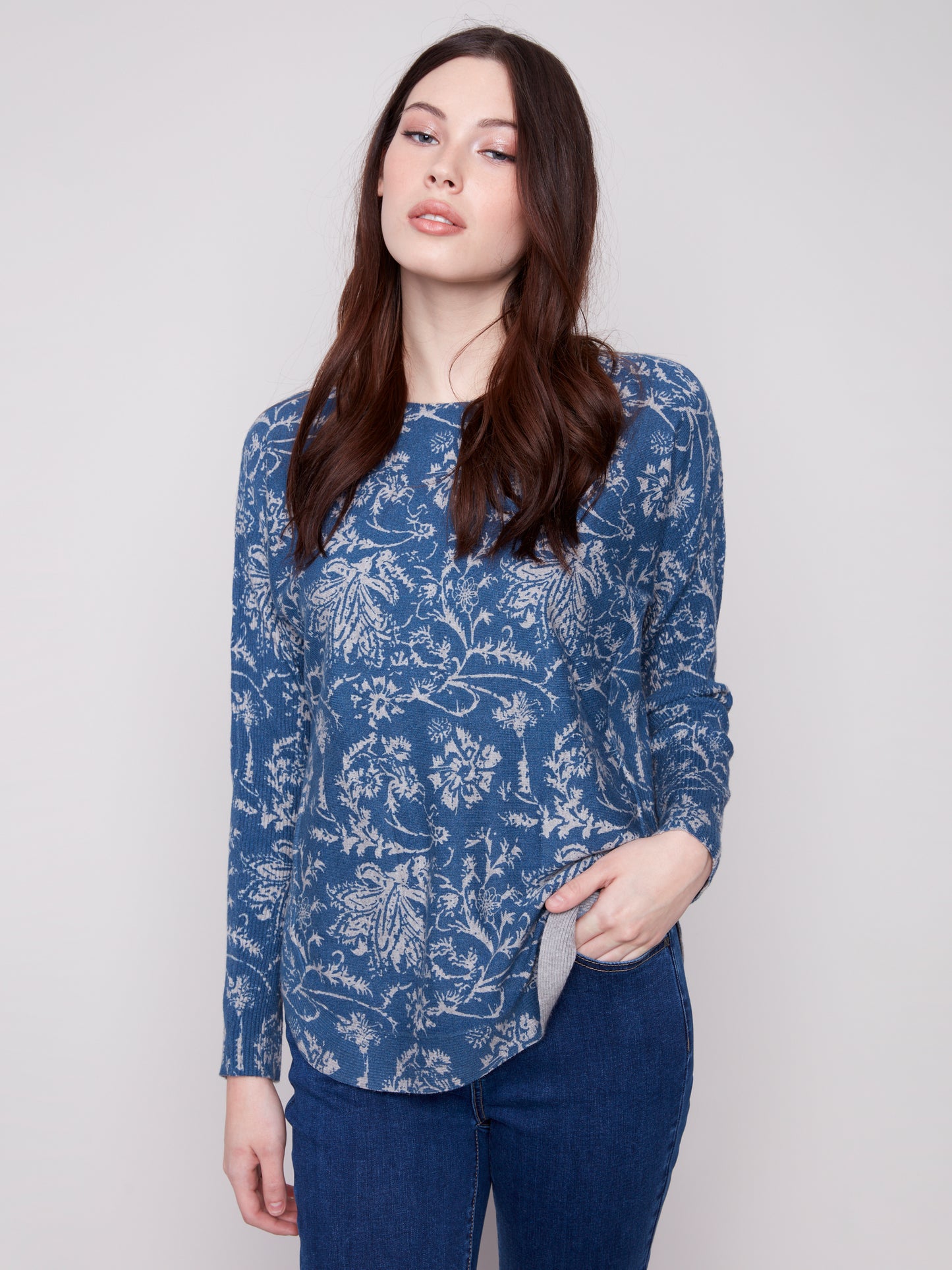 Printed Rounded Hem Sweater