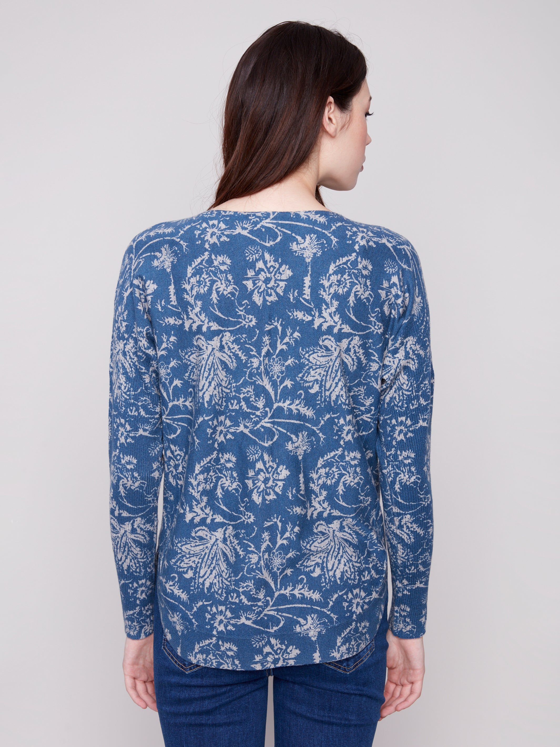 Printed Rounded Hem Sweater