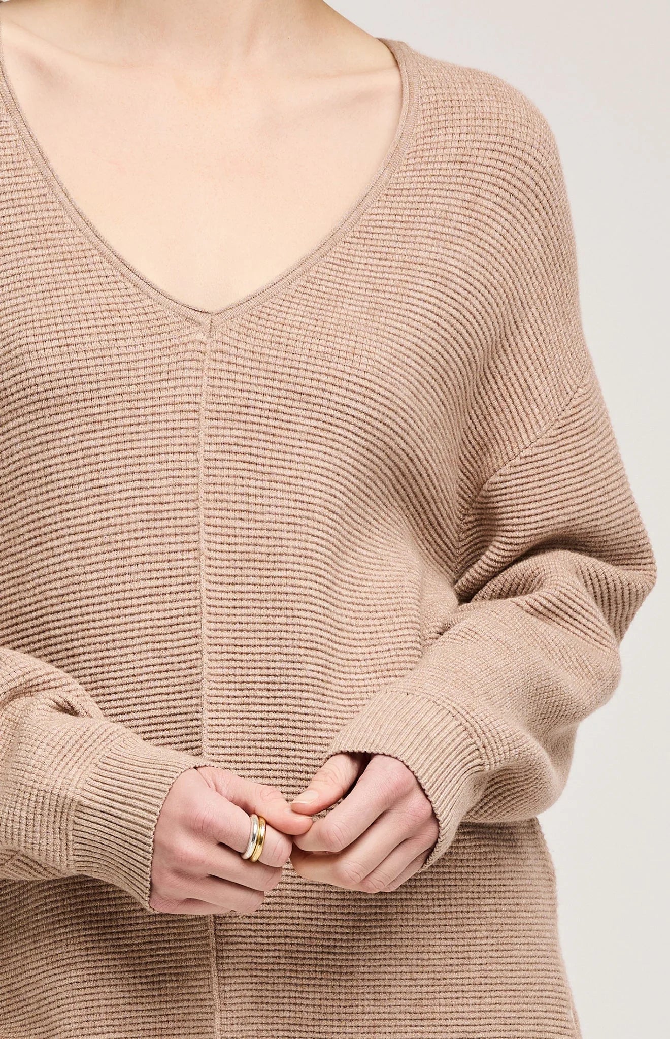 Lisbon V-Neck Knit Pullover
