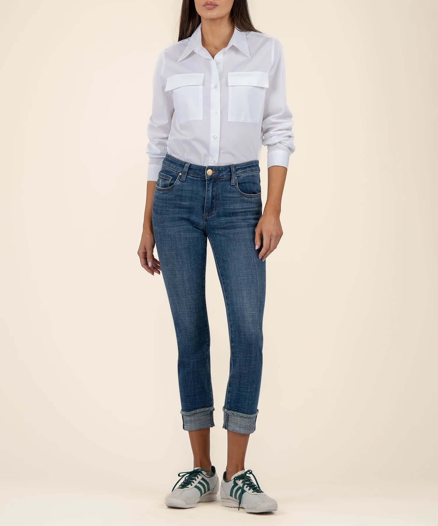 Amy Mid Rise Crop Straight Leg