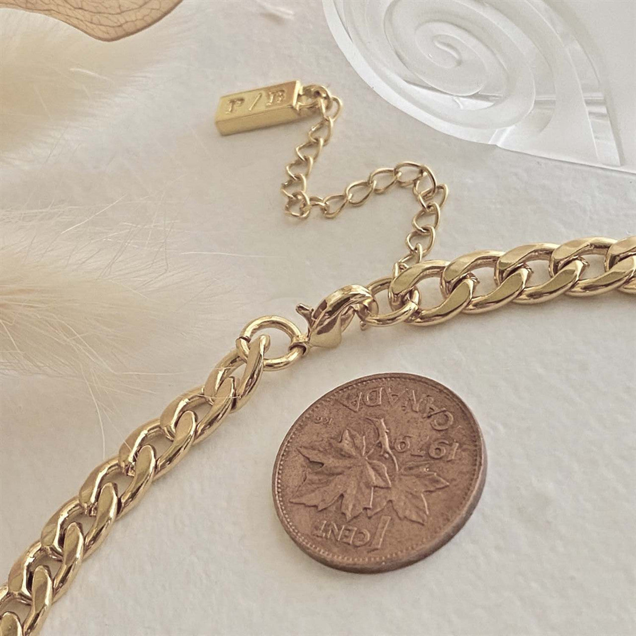 One Chain Large Link Chain Necklace