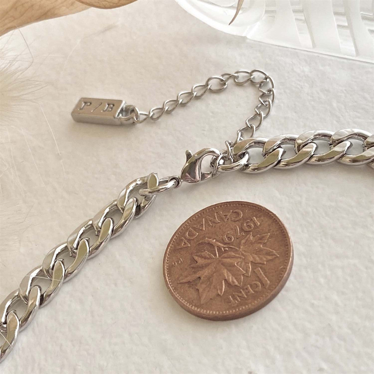 One Chain Large Link Chain Necklace