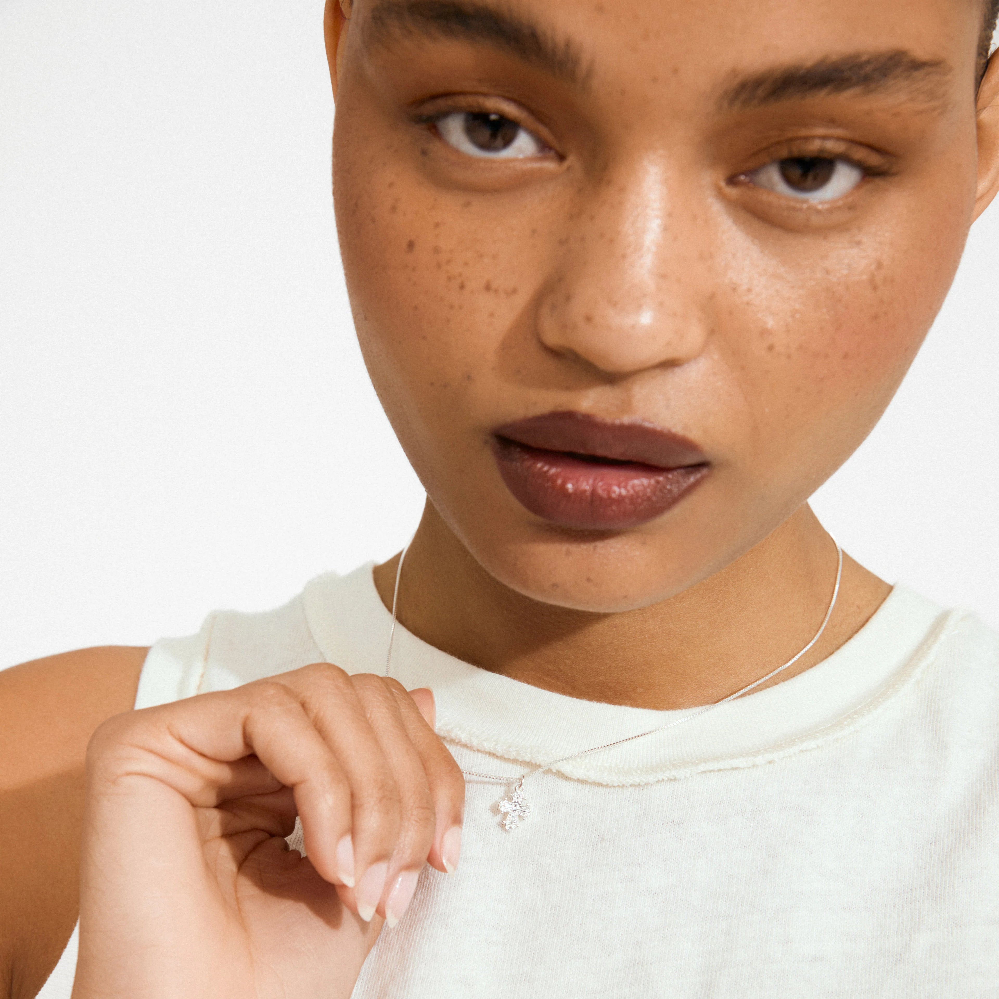 Dagnmar mini pendant necklace