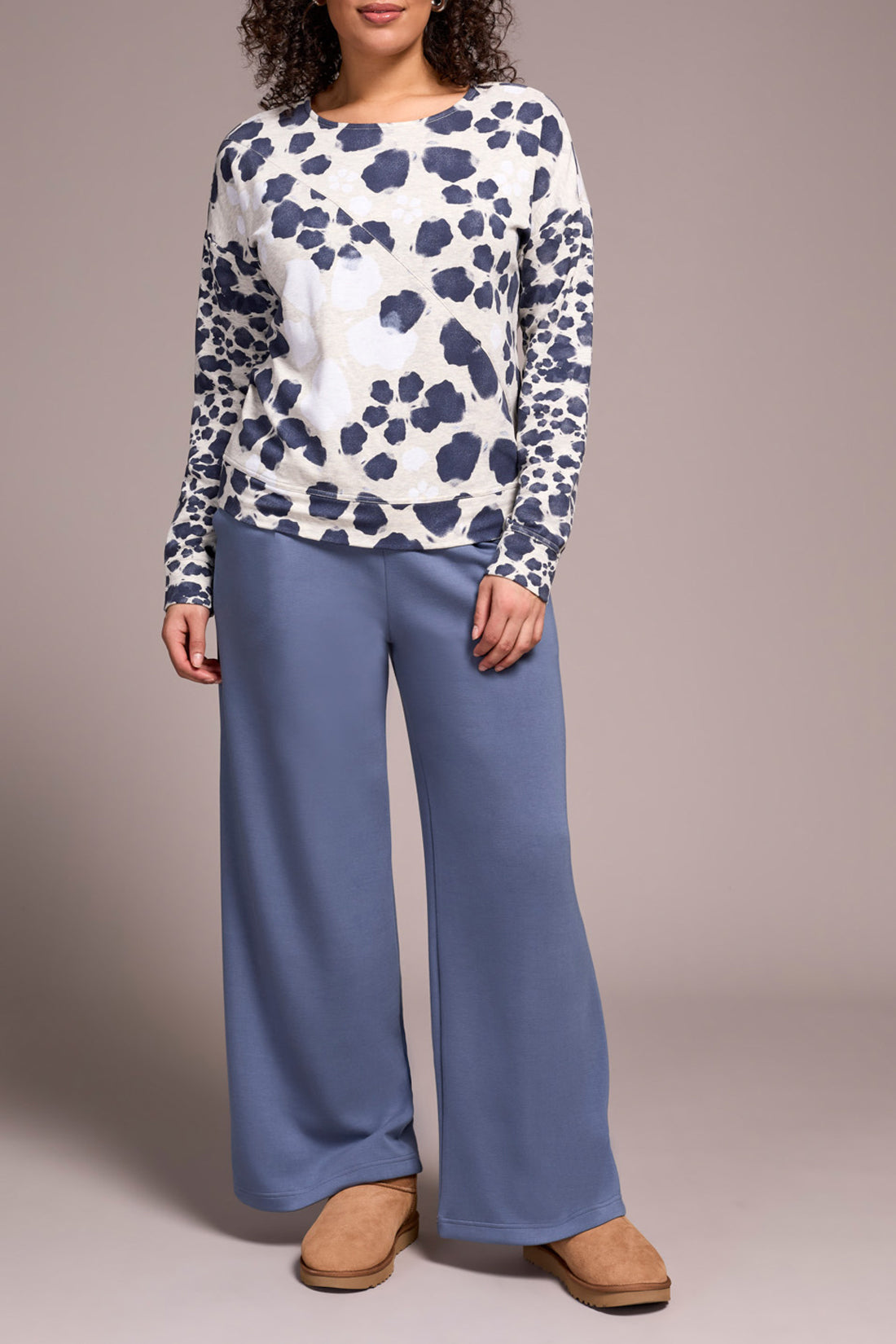 Long Sleeve Crew Neck Top