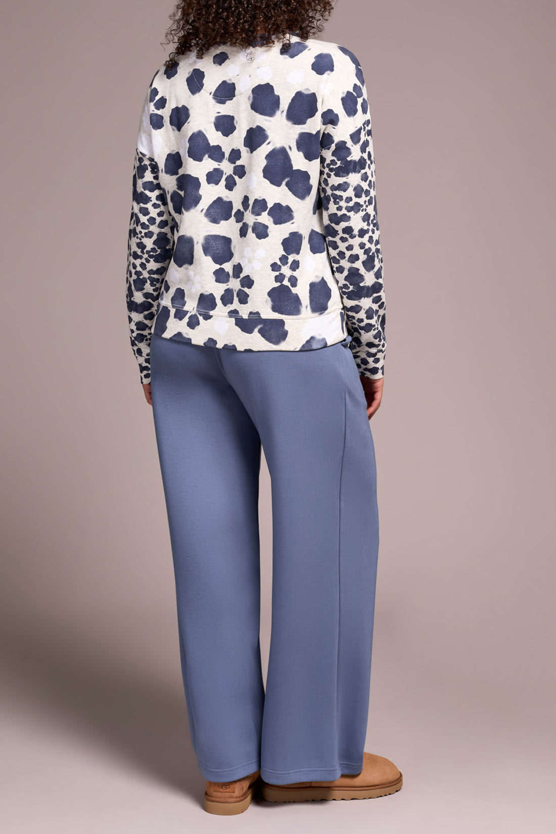 Long Sleeve Crew Neck Top