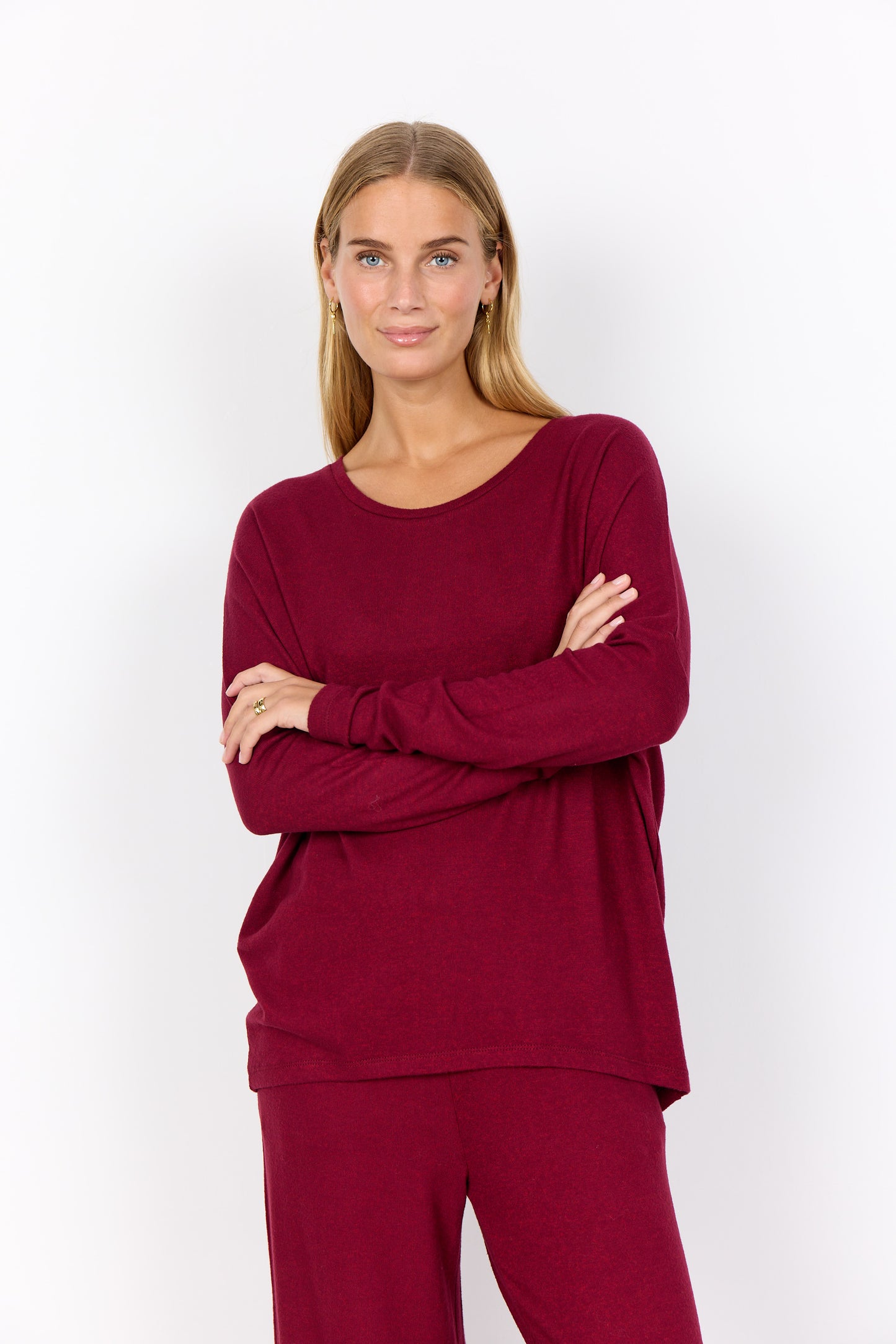 Biara Round Neck Long Sleeve Shirt