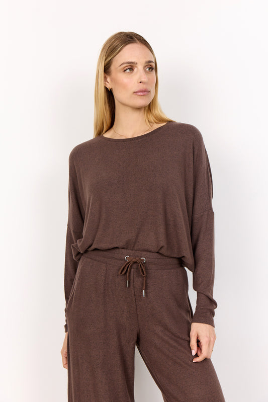Biara Round Neck Long Sleeve Shirt