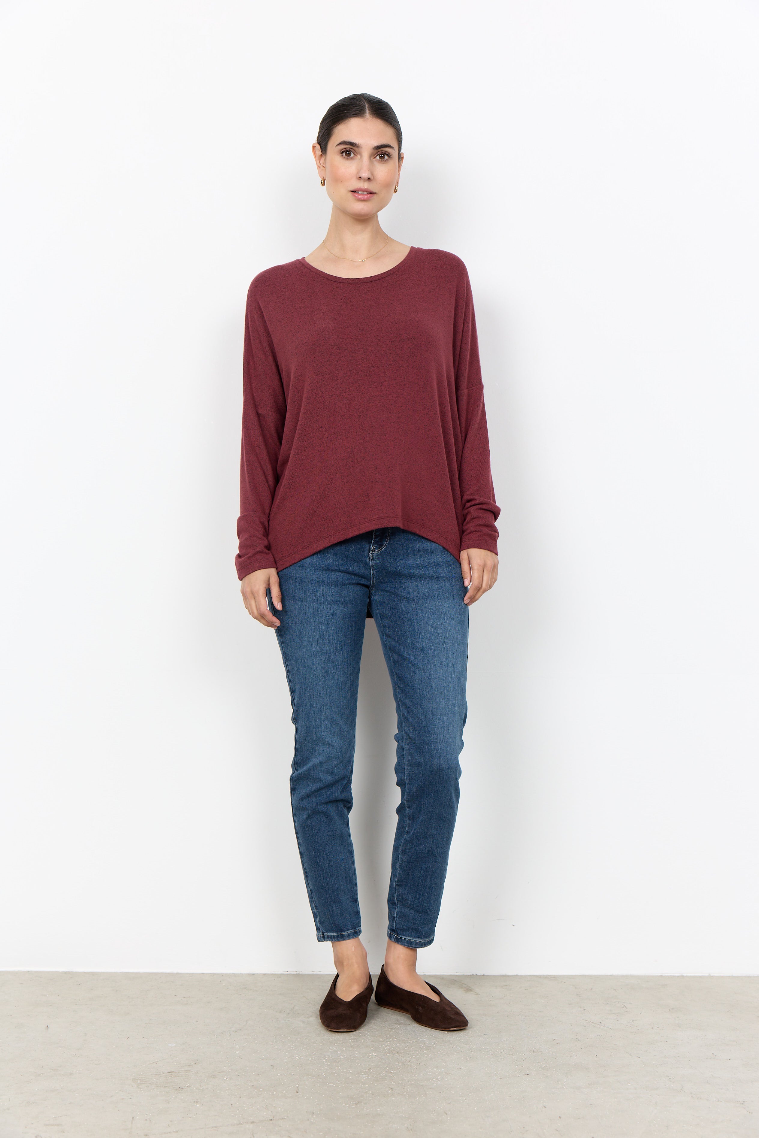 Biara Round Neck Long Sleeve Shirt