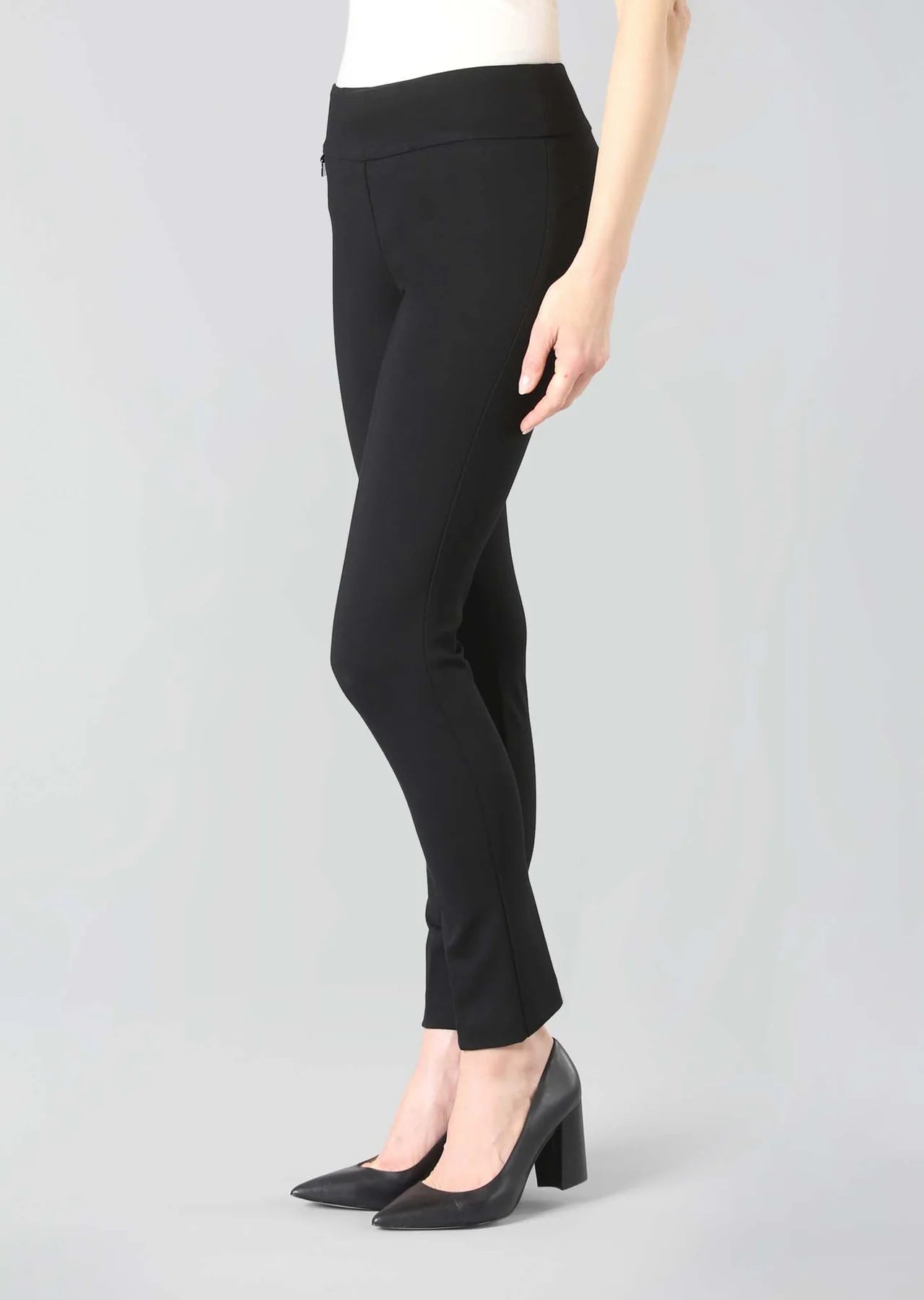 Hollywood Fabric 28" Ankle Pant