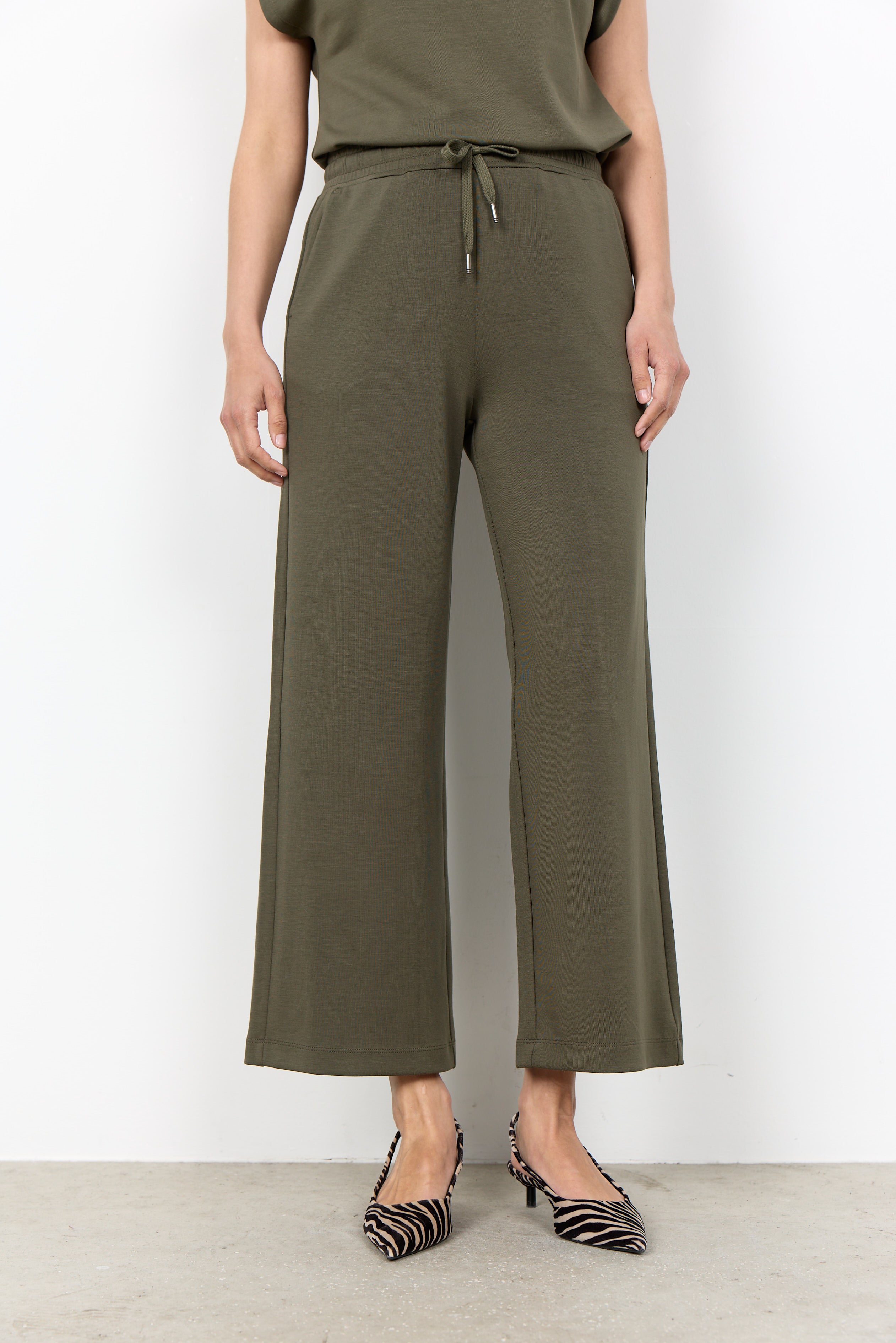 Banu Soft Relaxed Drawstring Pant