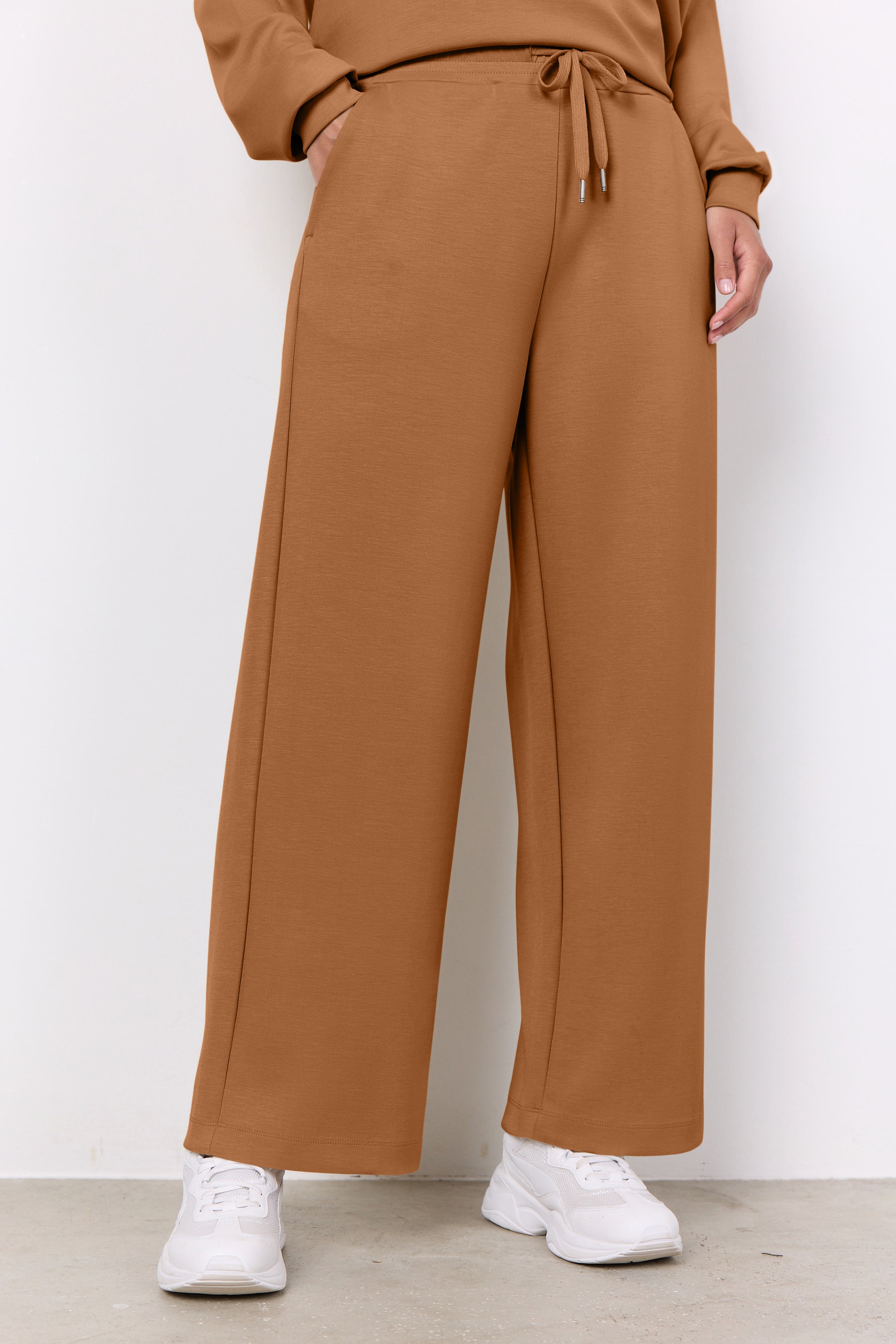 Banu Soft Relaxed Drawstring Pant