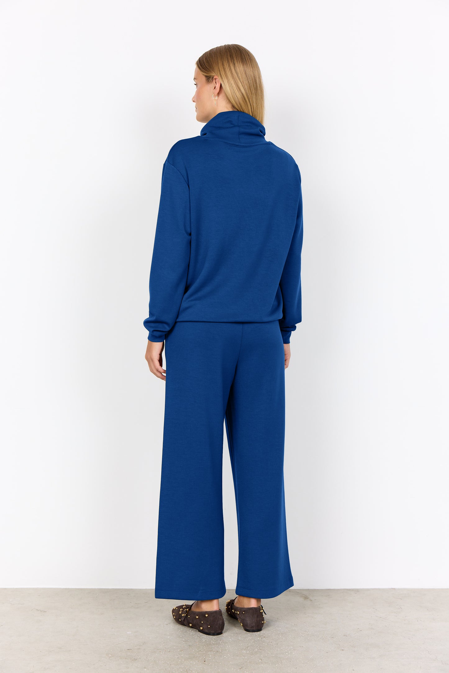 Banu Soft Drawstring Sweatshirt