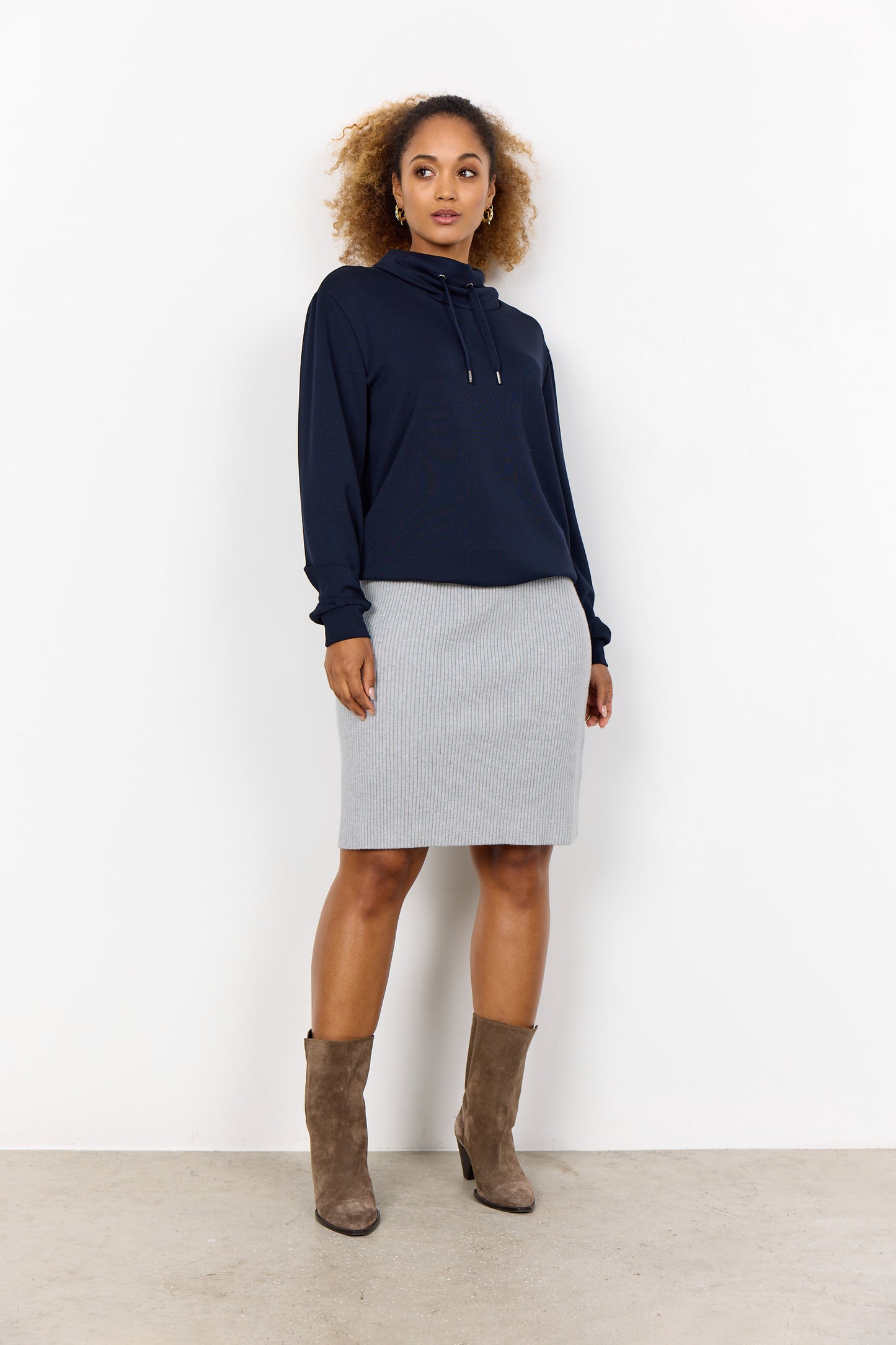 Banu Soft Drawstring Sweatshirt