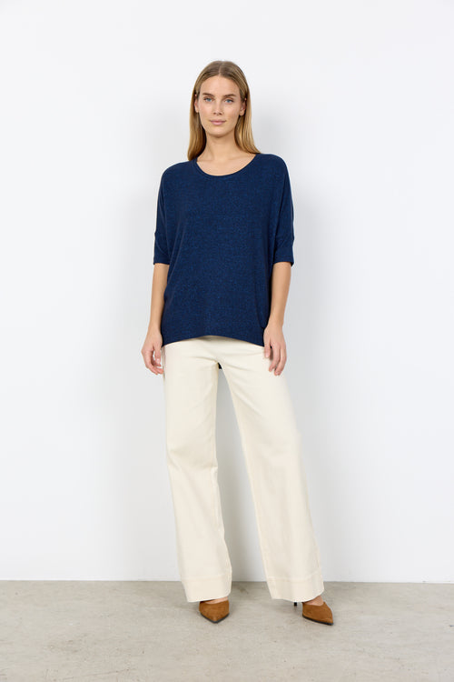Biara Scoop Neck 3/4 Sleeve Shirt