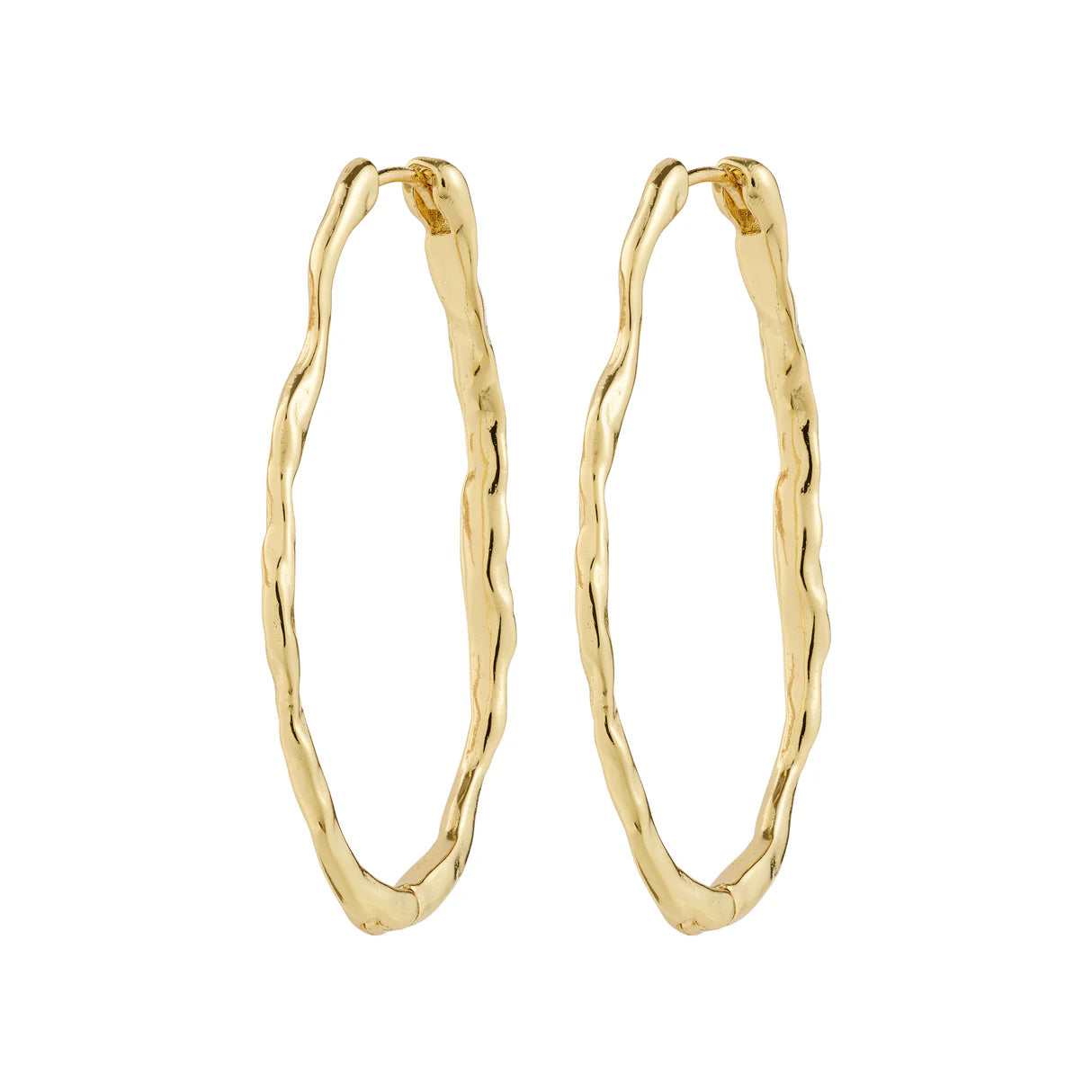 Timber Wavy Oval Hoop Earrings