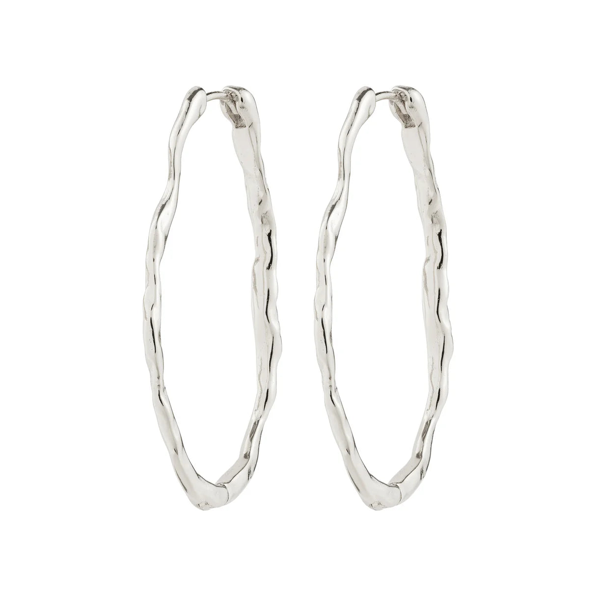 Timber Wavy Oval Hoop Earrings