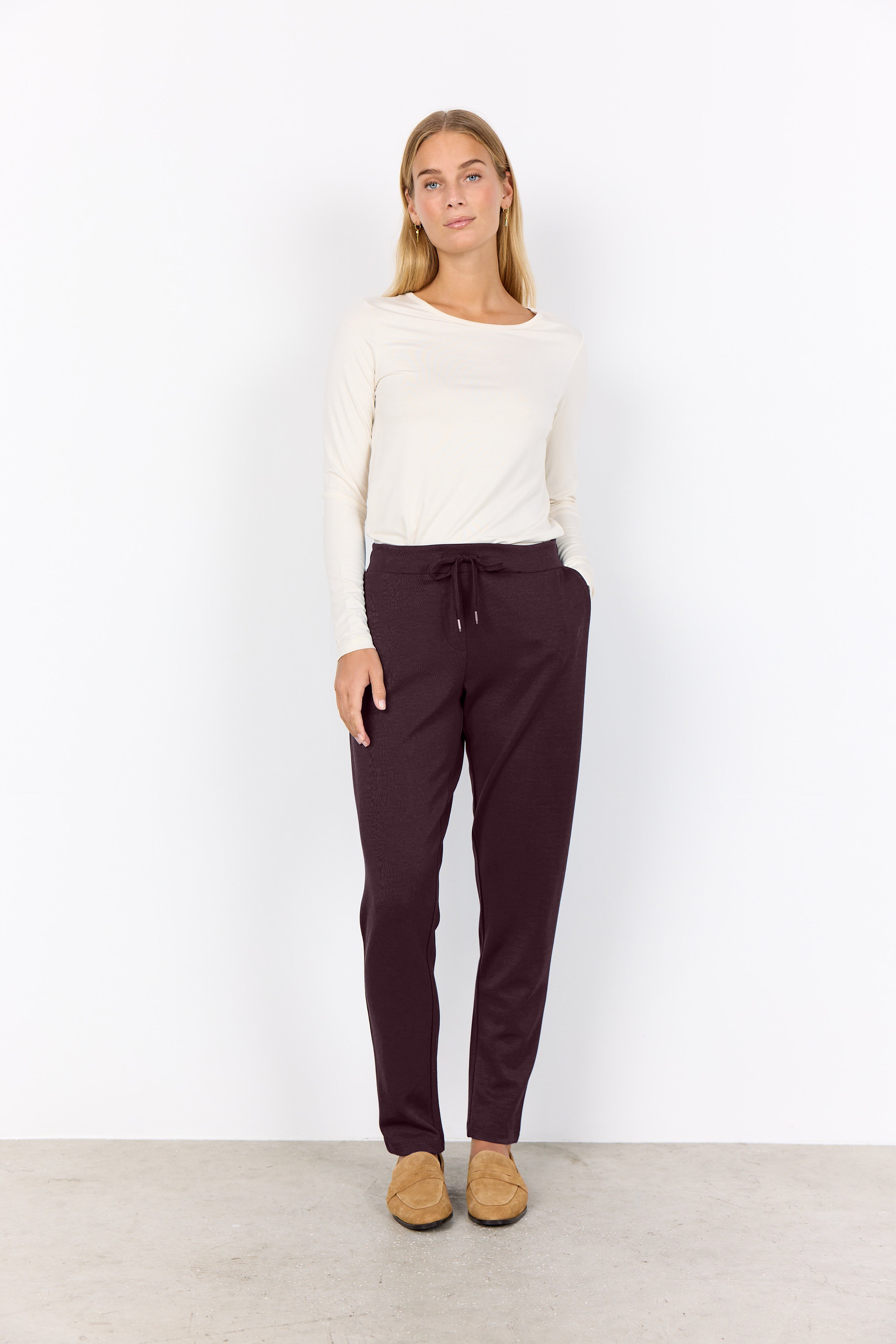 Banu Soft Straight Leg Pant