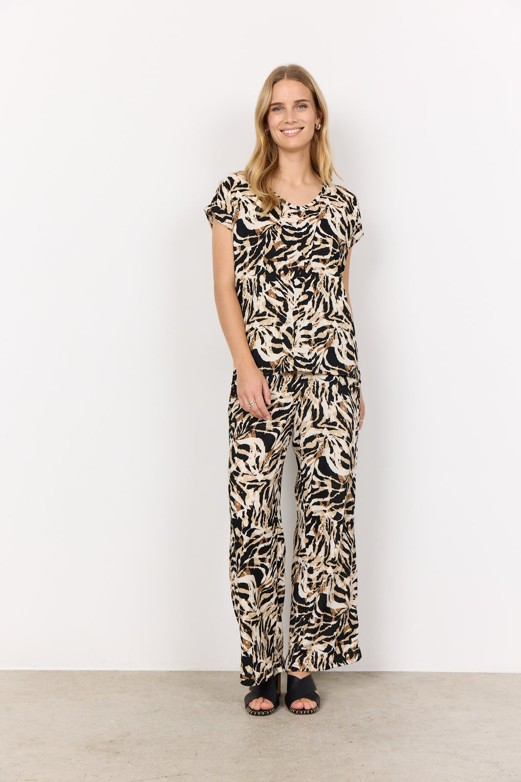 Perla Animal Print Top