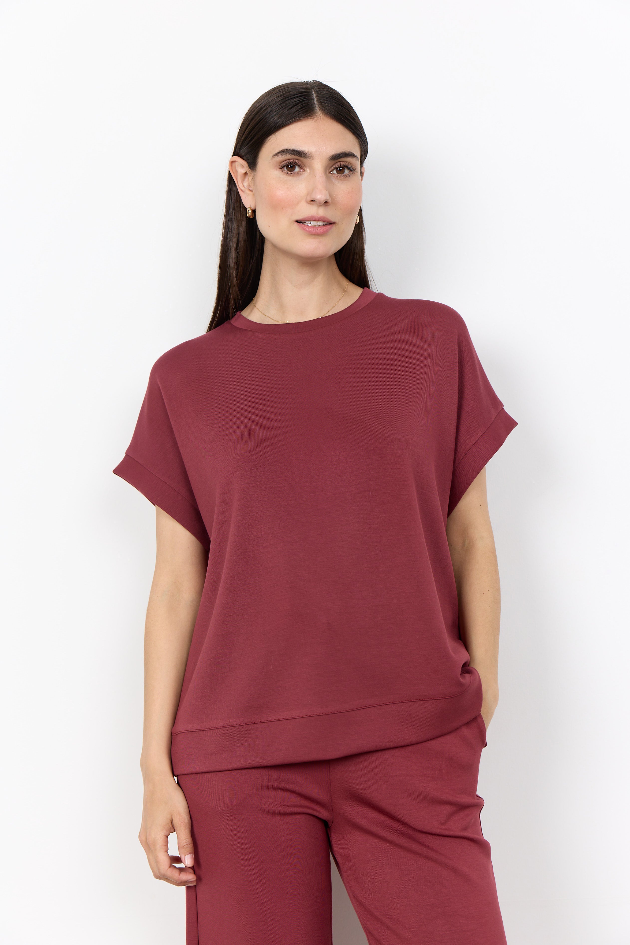 Banu Soft Rolled Sleeve Crewneck Top