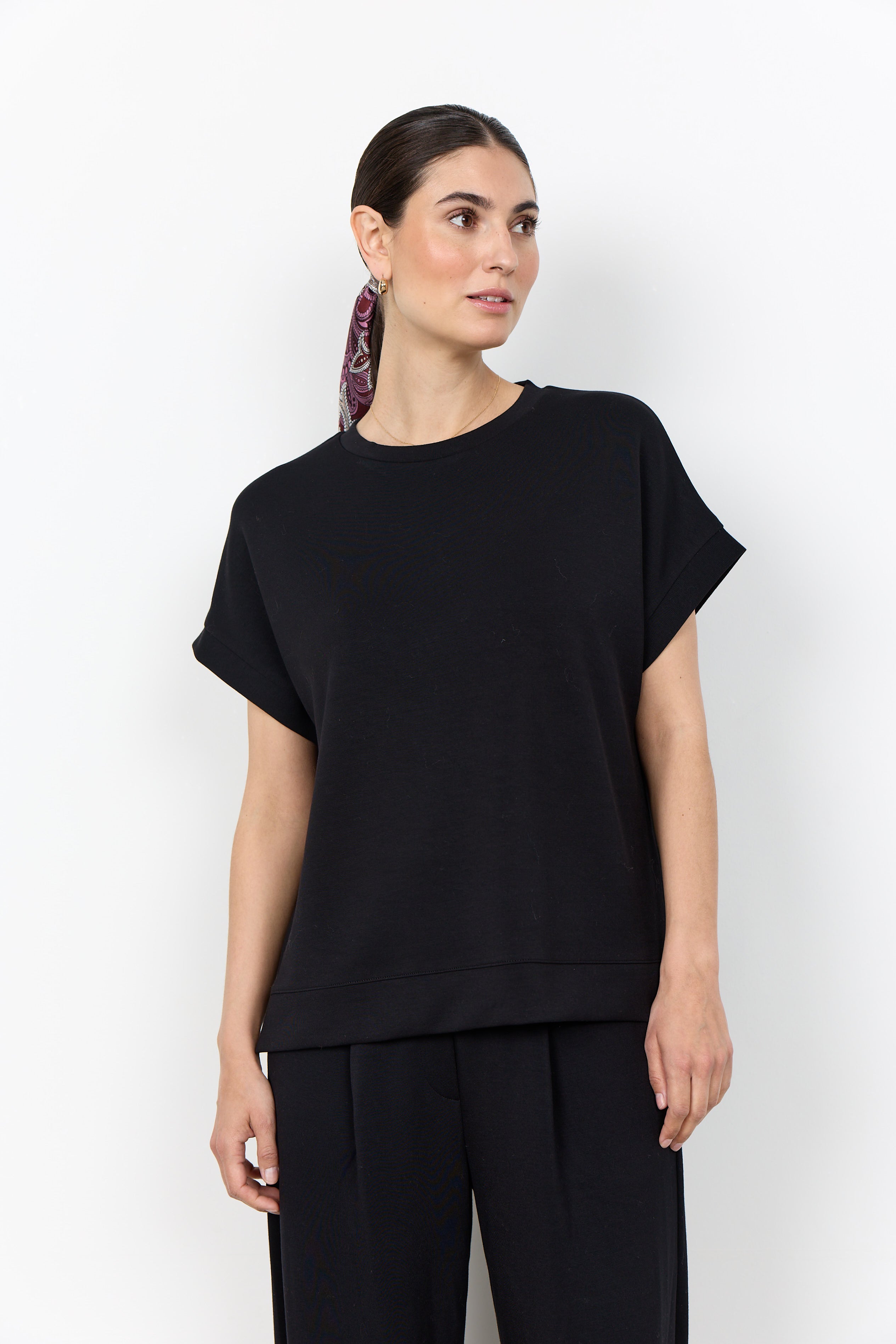 Banu Soft Rolled Sleeve Crewneck Top