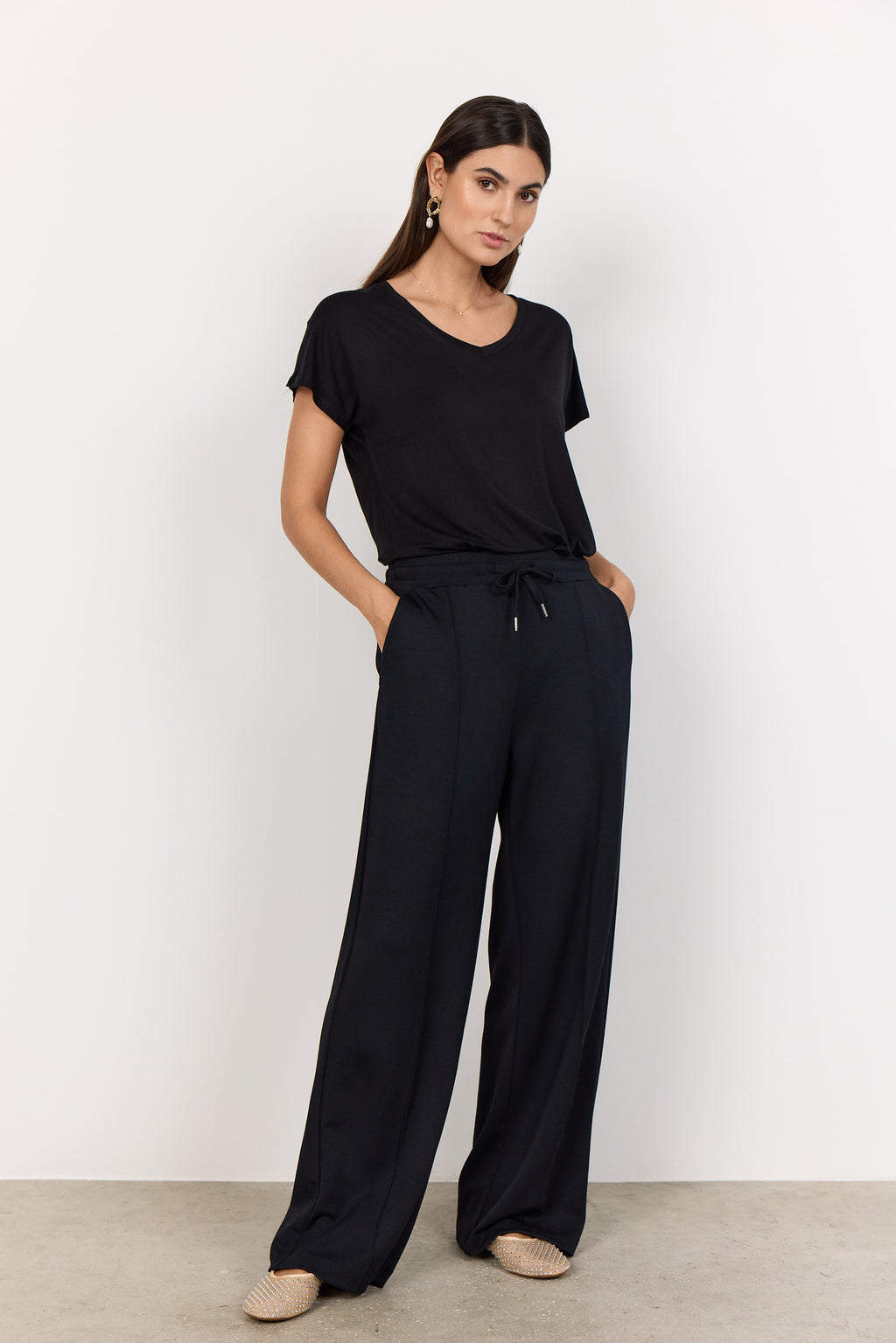 Banu Soft Pleated Drawstring Pant