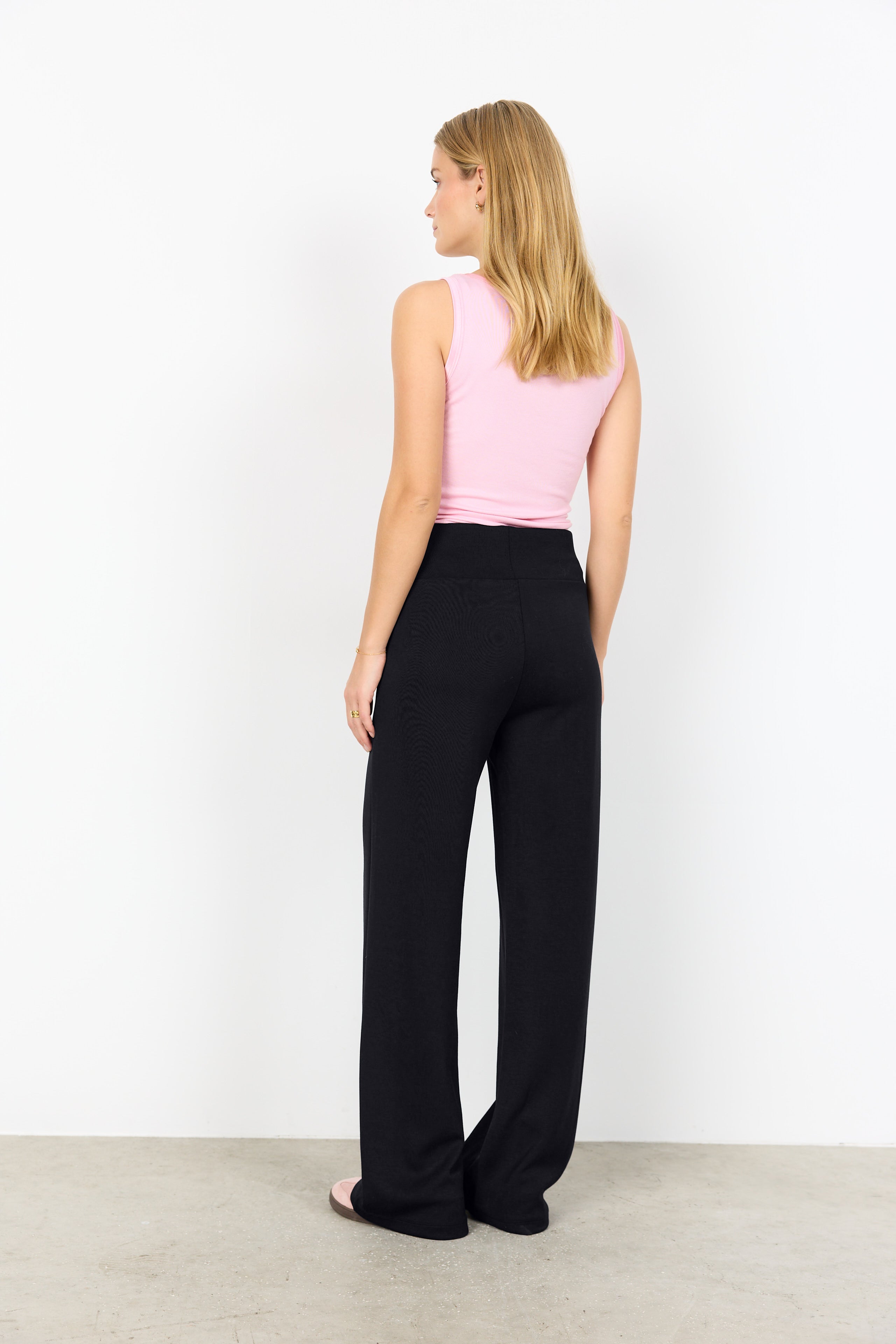 Banu Soft Relaxed Pull-On Pant
