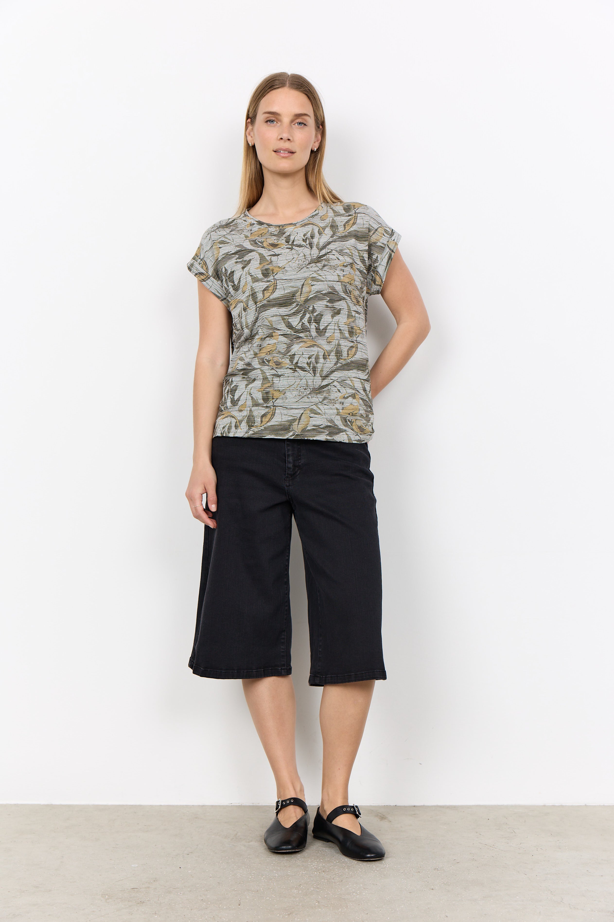 Galina Abstract Print Short Sleeve Shirt