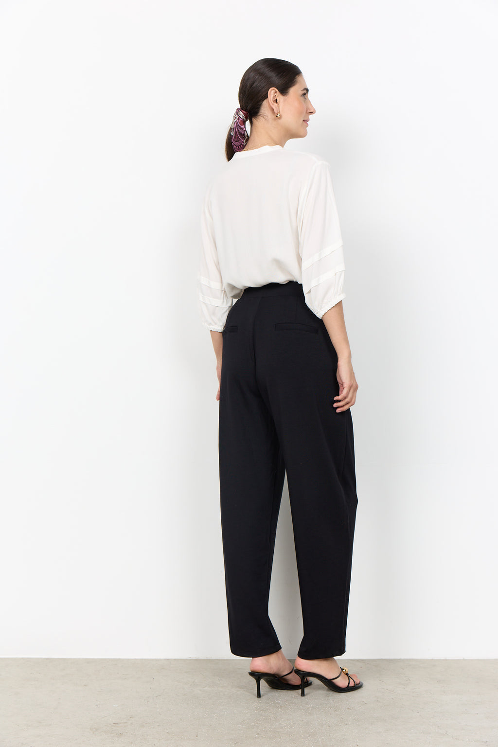Banu Soft Pull-On Pleated Barrel Leg Pant