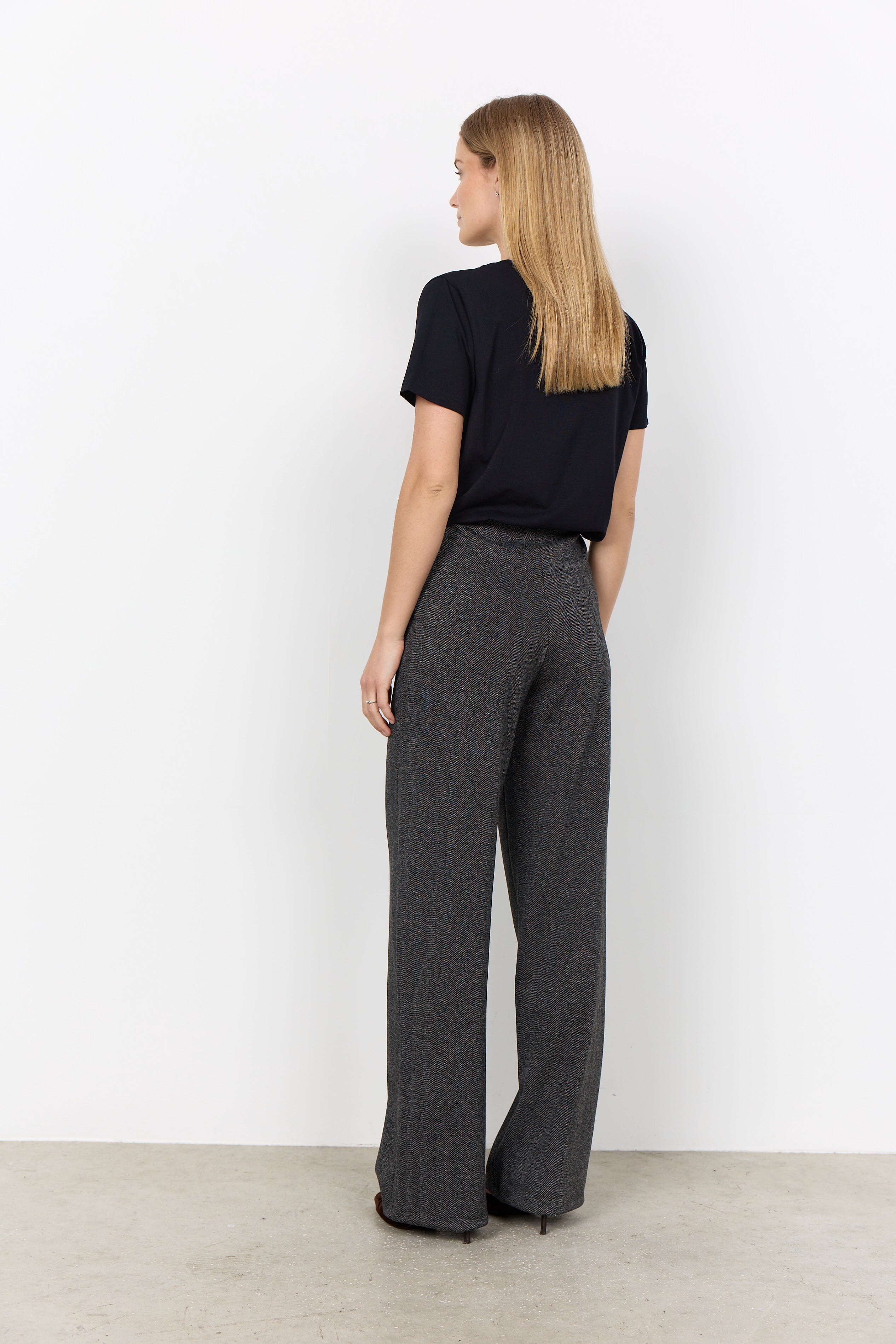 Hebe Straight Leg Textured Print Pant