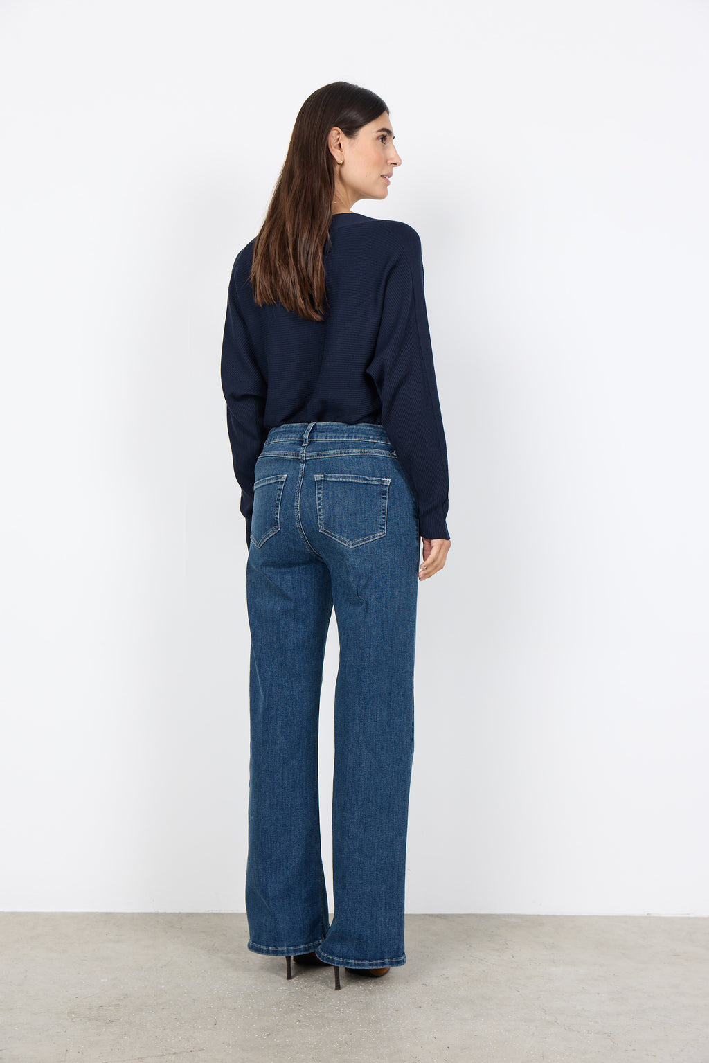 Dollie Ribbed Round Neck Pullover