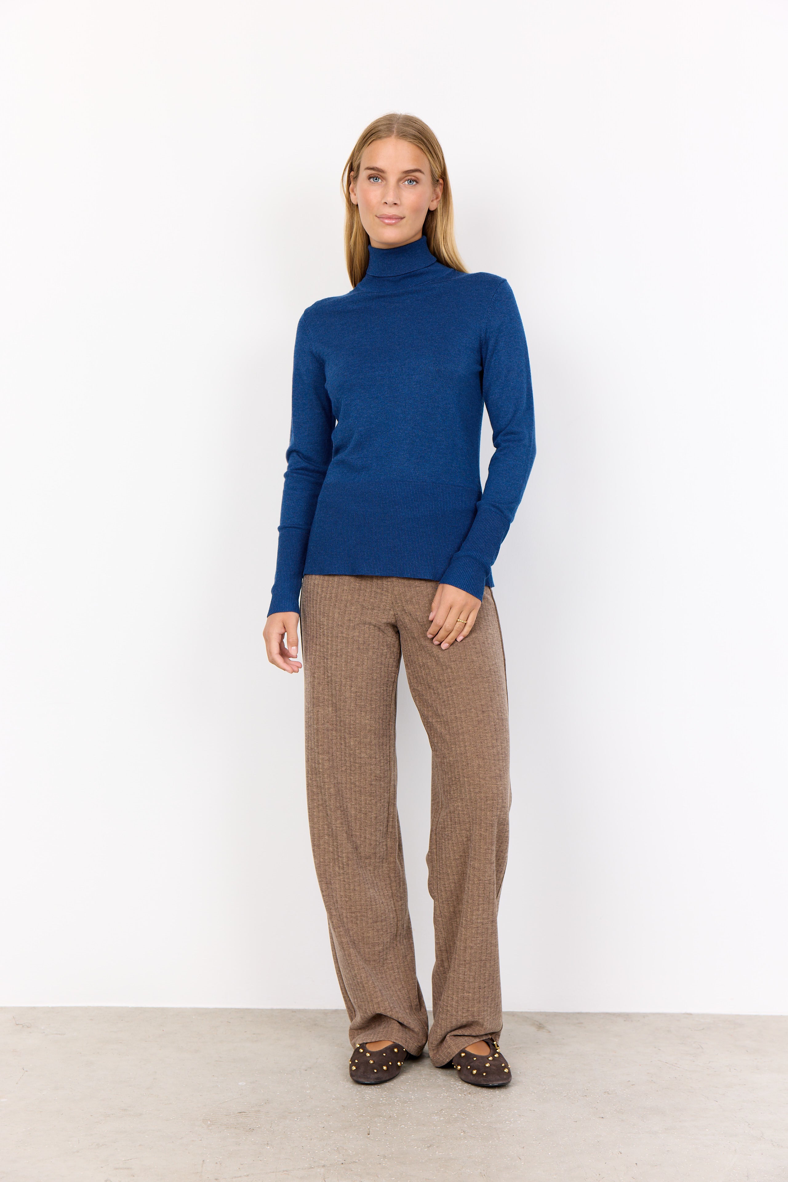 Dollie Knit Ribbed Turtleneck