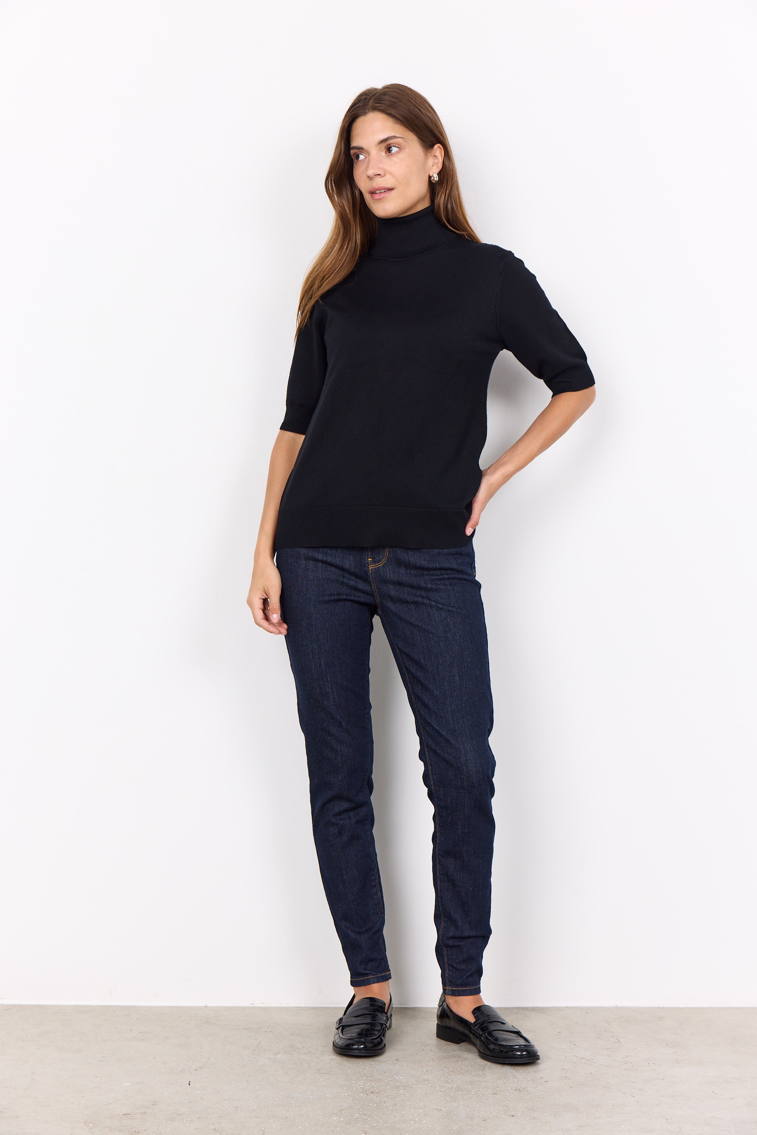 Dollie Short Sleeve Turtle Neck Top