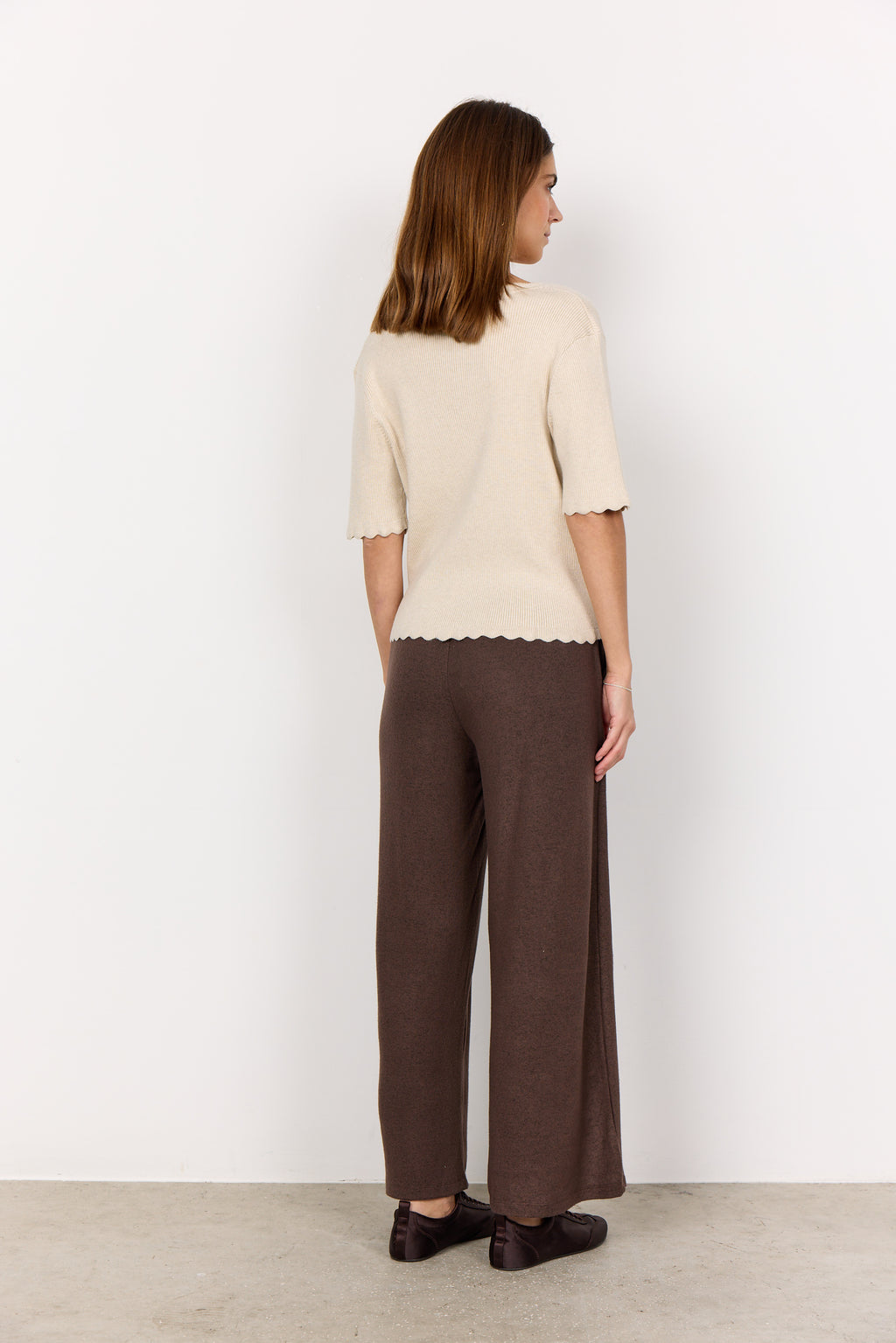 Dollie Scalloped V-Neck Cardigan