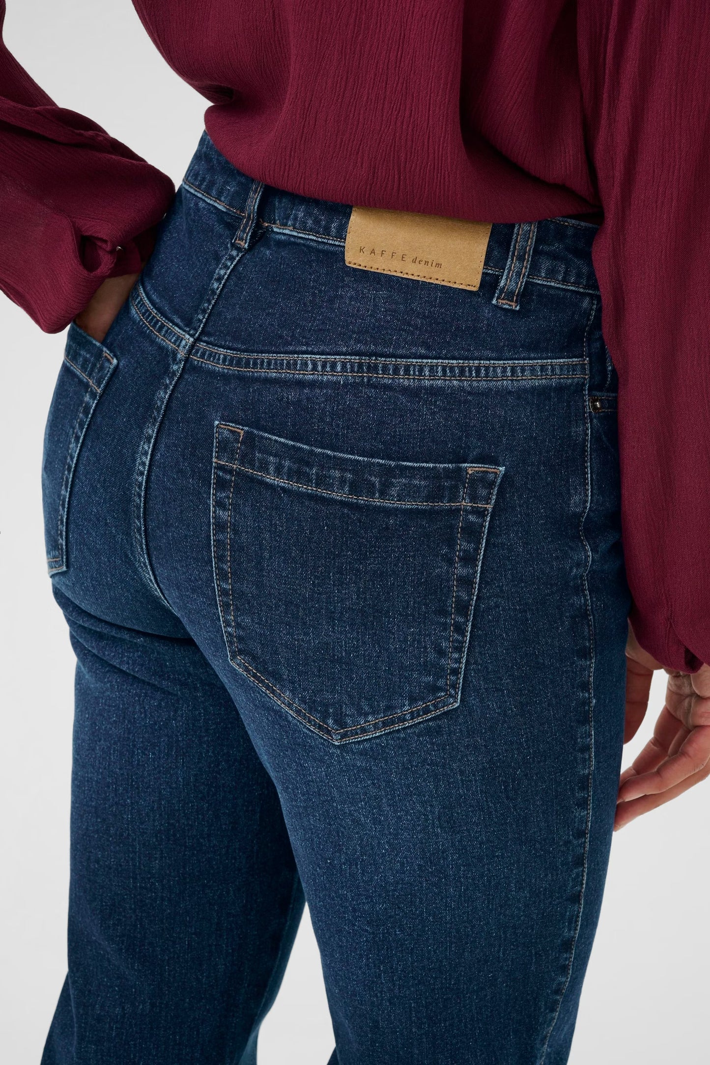 Kamaris Straight Leg Jeans