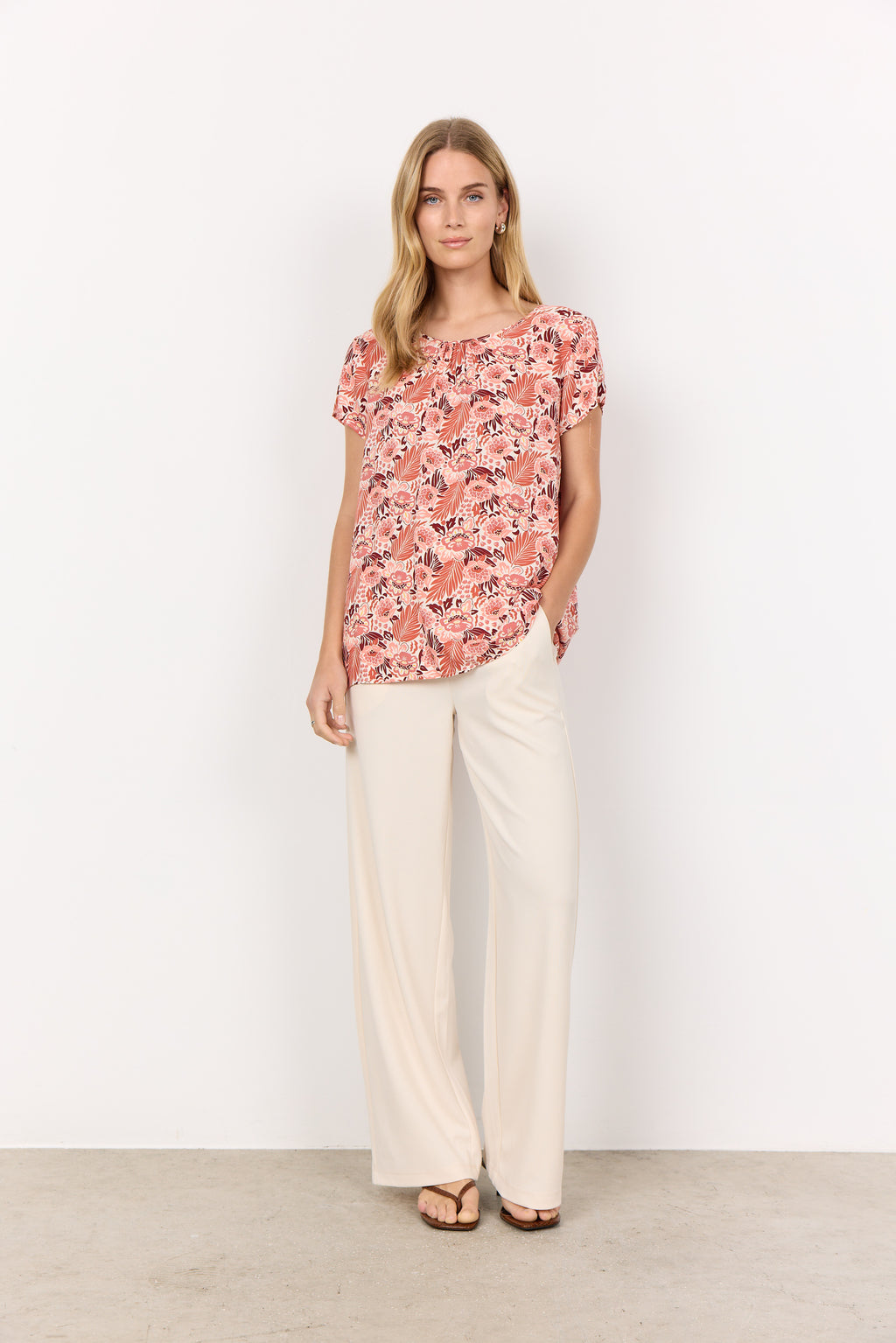 Pearl Short Sleeve Printed Blouse