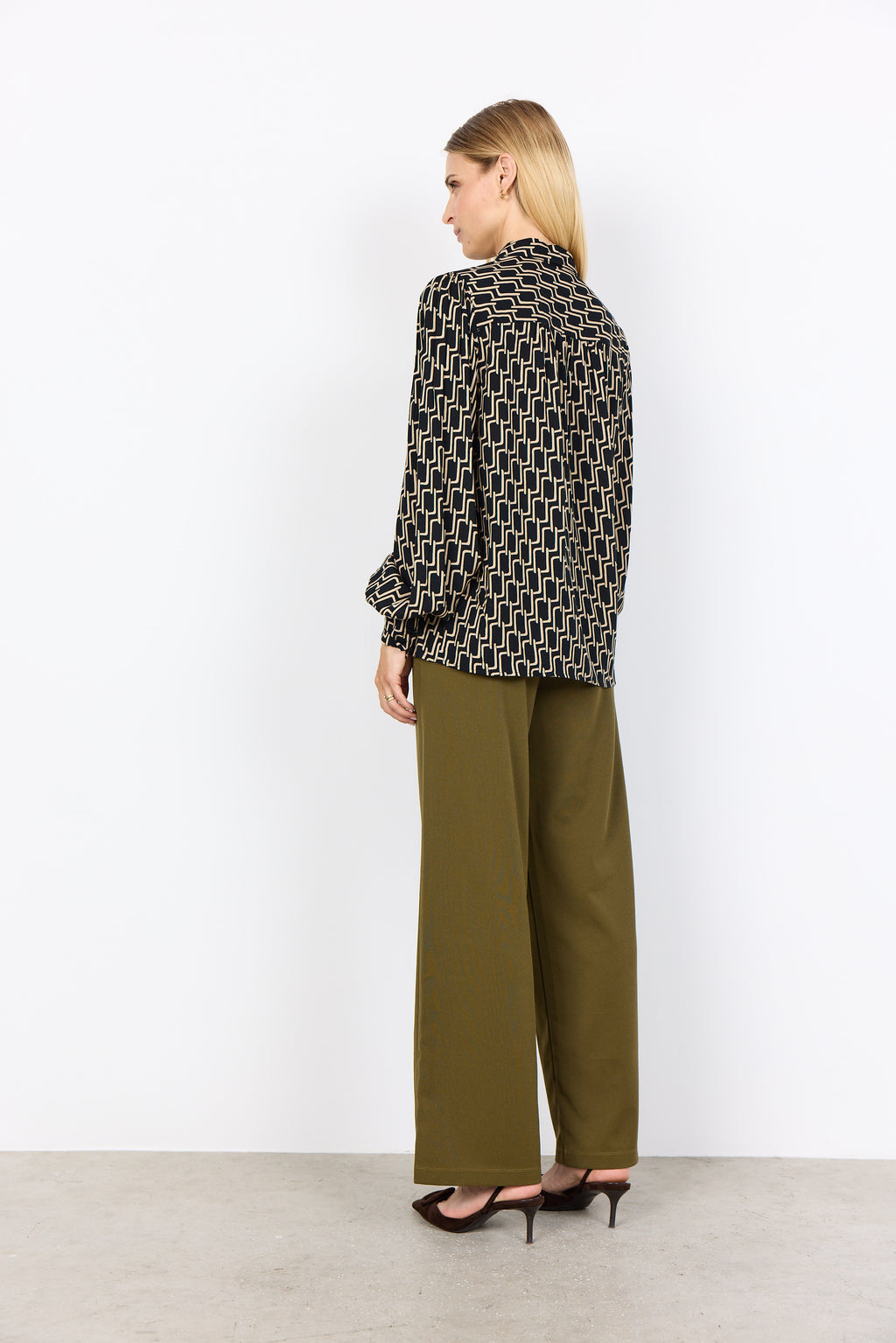 Varla Geometric Print Button Up Shirt