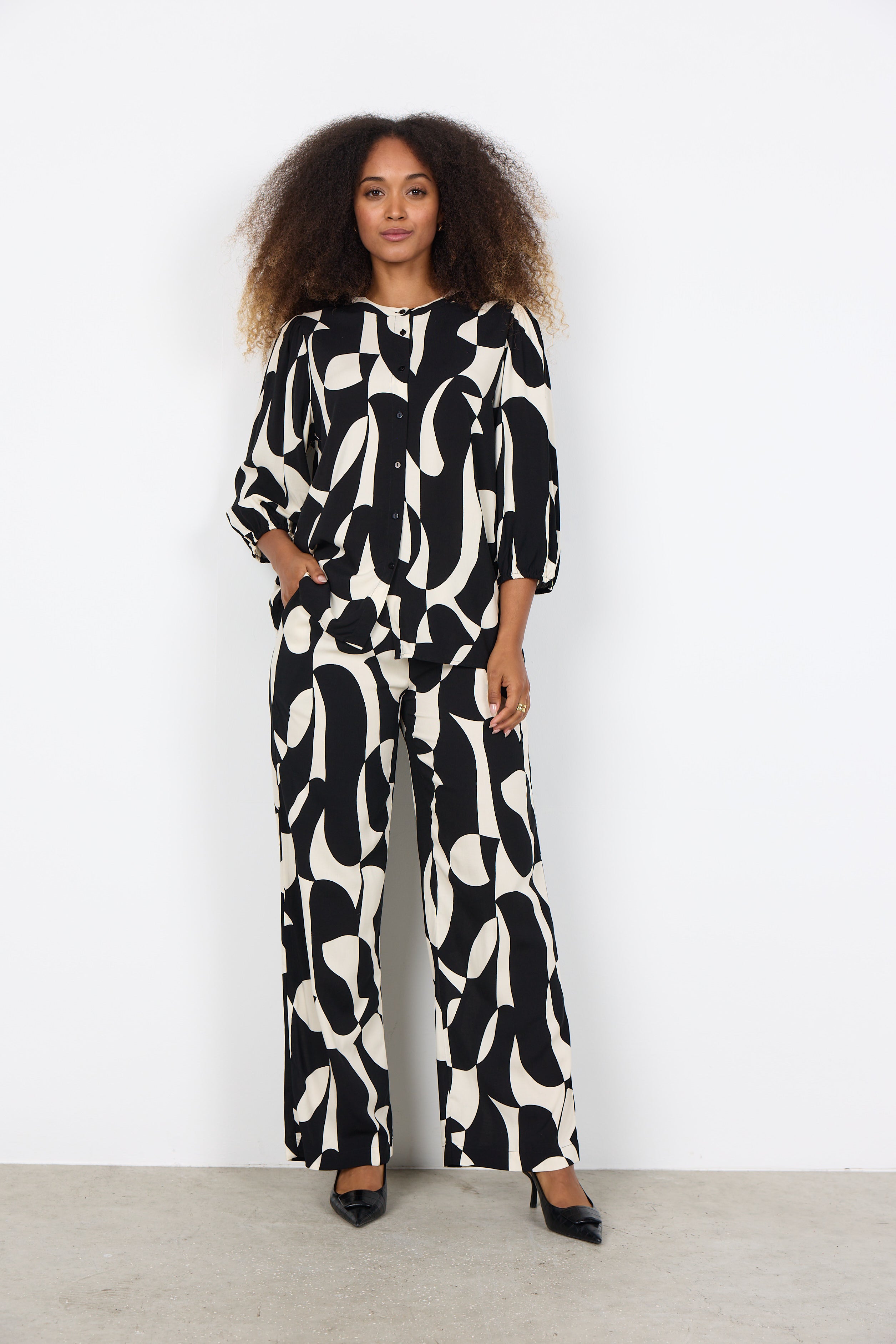 Chanise Geometric 3/4 Sleeve Blouse