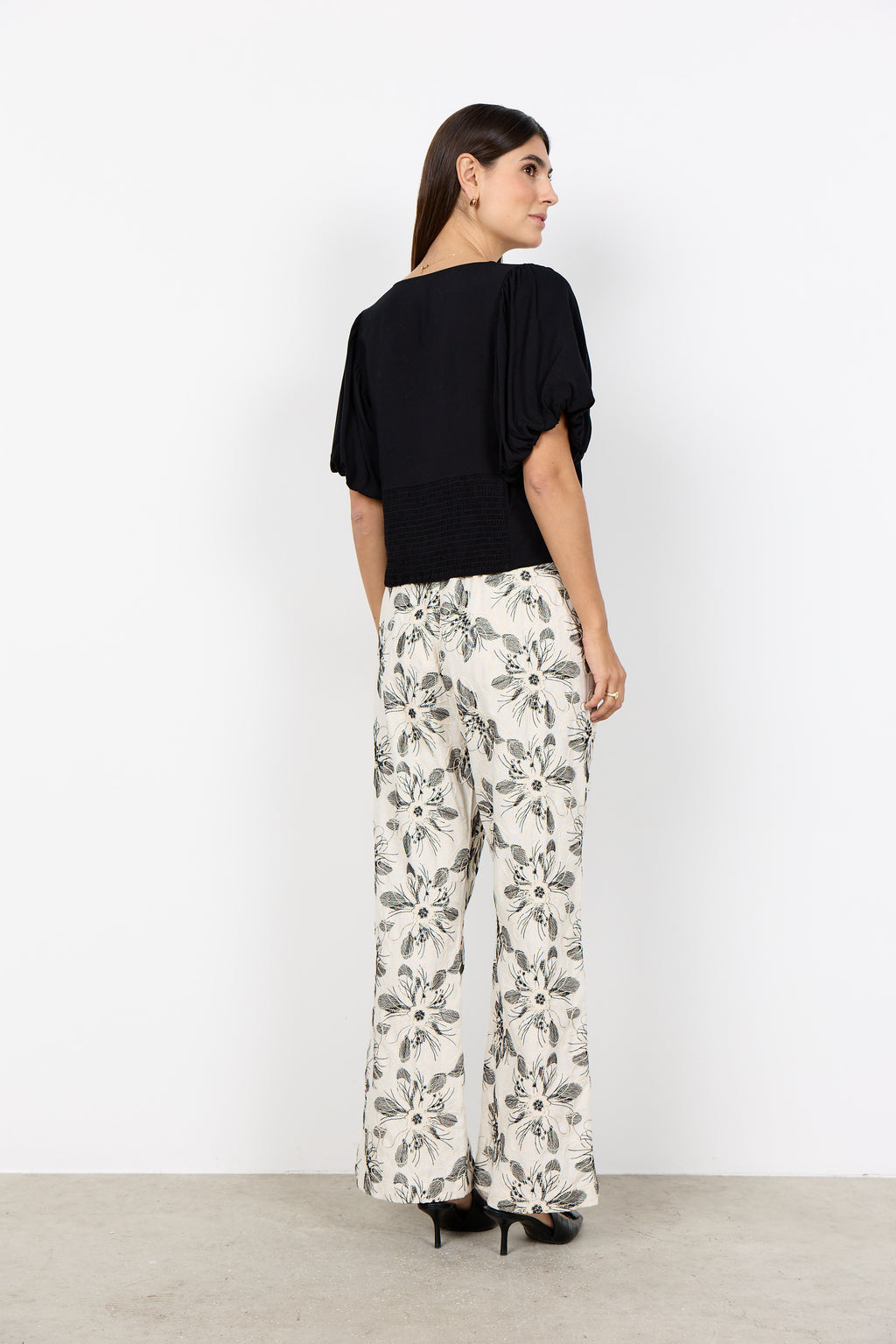 Radia Puff Sleeve Blouse