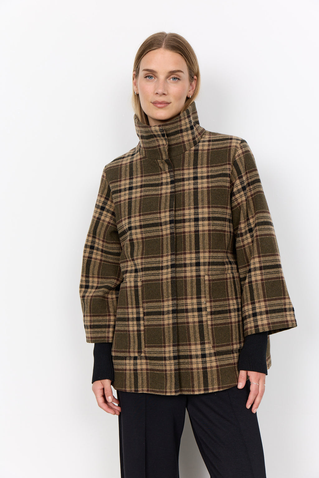 Gerlinde Funnel Neck Plaid Jacket