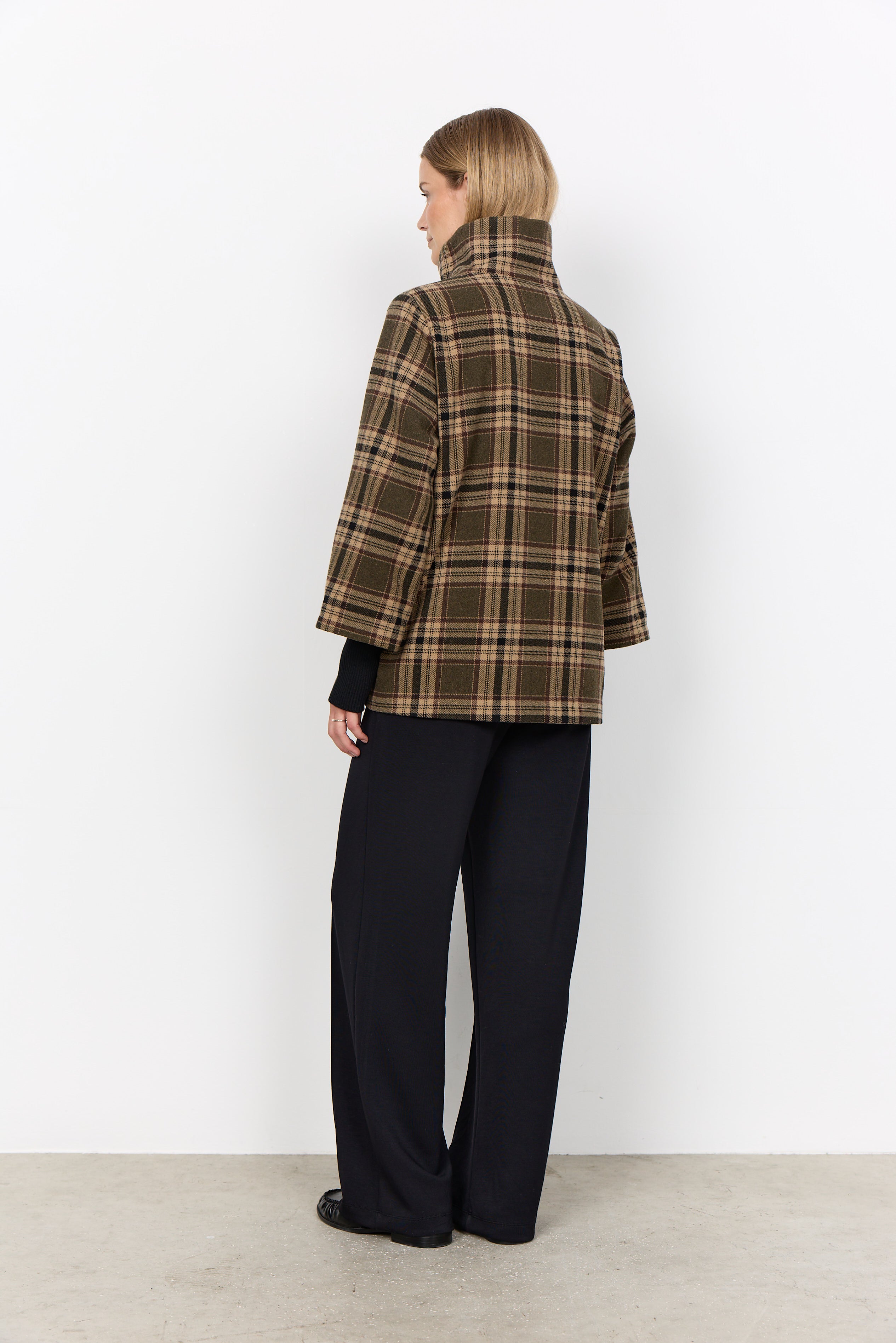Gerlinde Funnel Neck Plaid Jacket